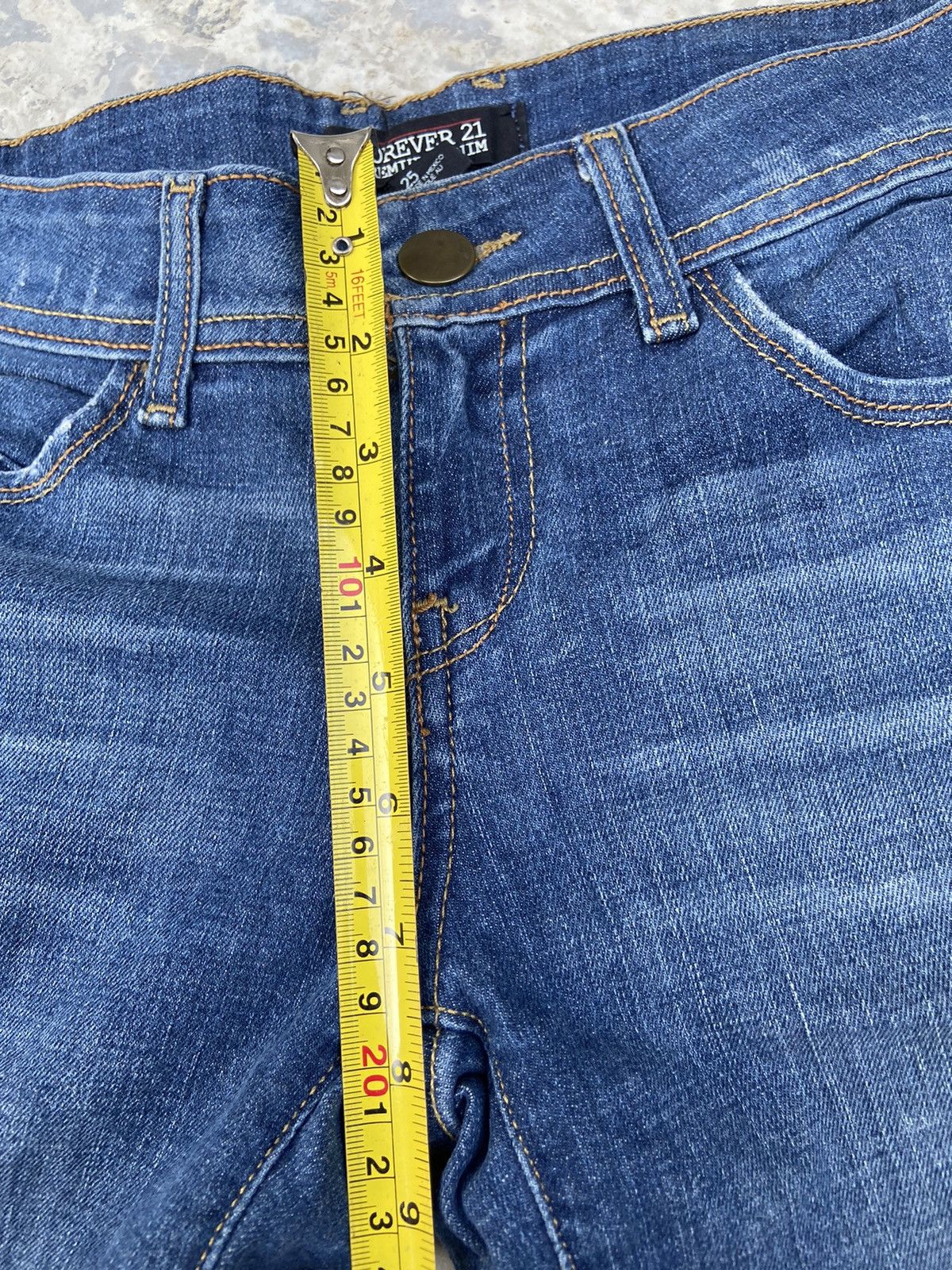 Forever 21 Forever 21 slim fit denim jeans Size 25" / US 0 / IT 36 - 8 Thumbnail