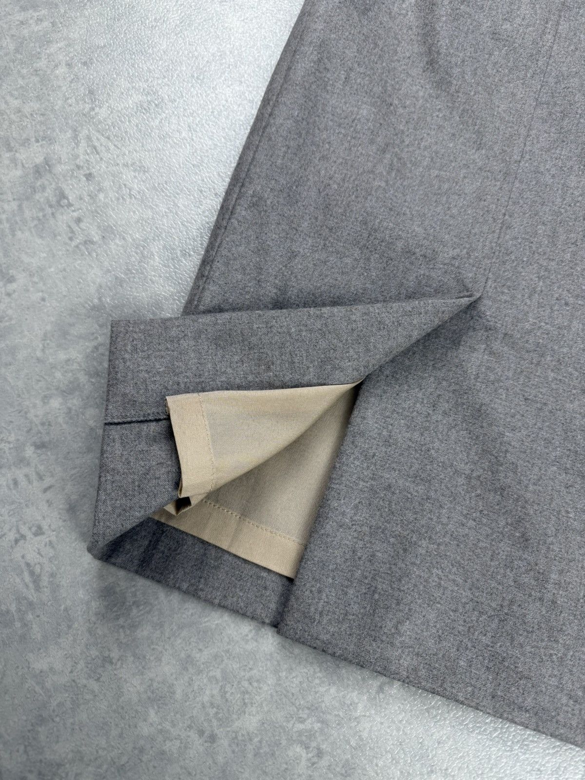 Fabiana Filippi Fabiana Filippi Wool Cashmere Skirt Grey Size XL Size 34" / US 12 / IT 48 - 3 Thumbnail