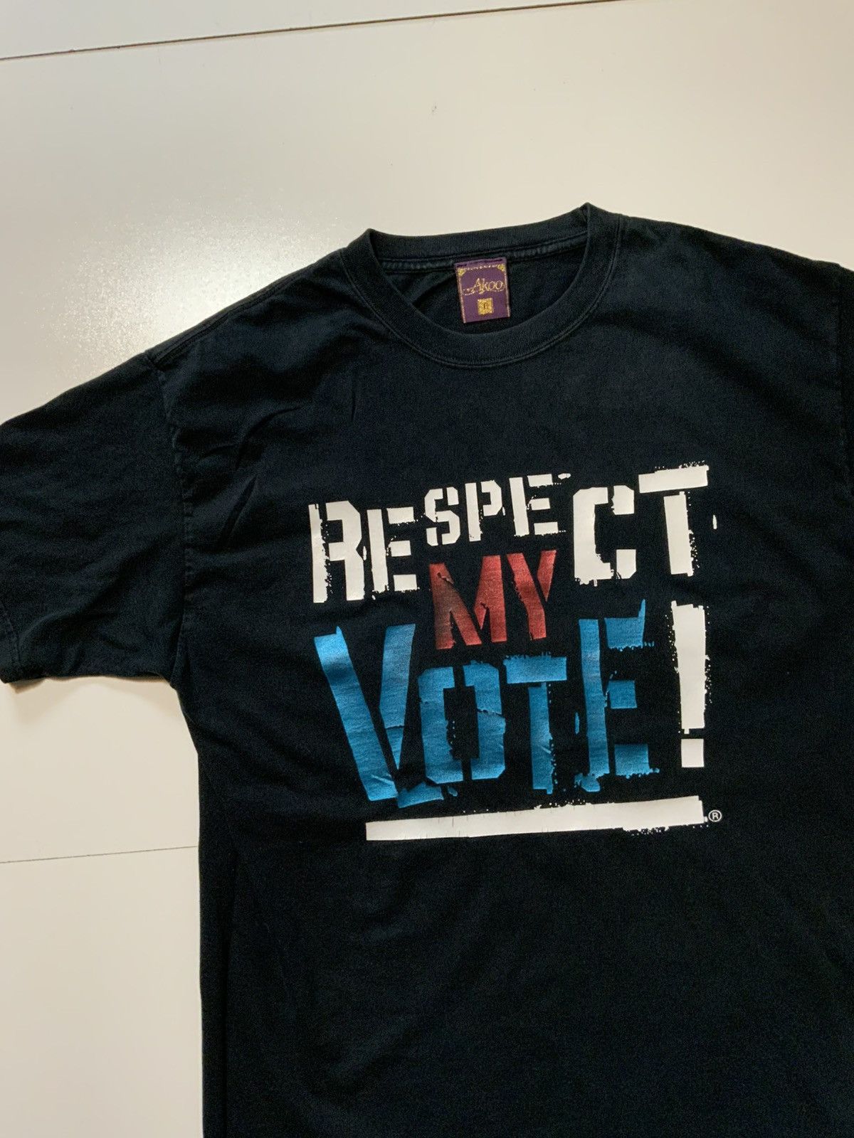 AKOO Akoo Respect My Vote 2008 Hip Hop Caucas S/S Crew T-Shirt Size US L / EU 52-54 / 3 - 3 Thumbnail