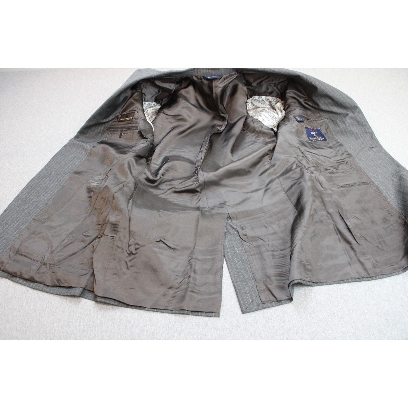 Brooks Brothers Brooks Brothers BlazerMen 40R/34 GrayStripedWool1818 Madison Size 40R - 3 Thumbnail