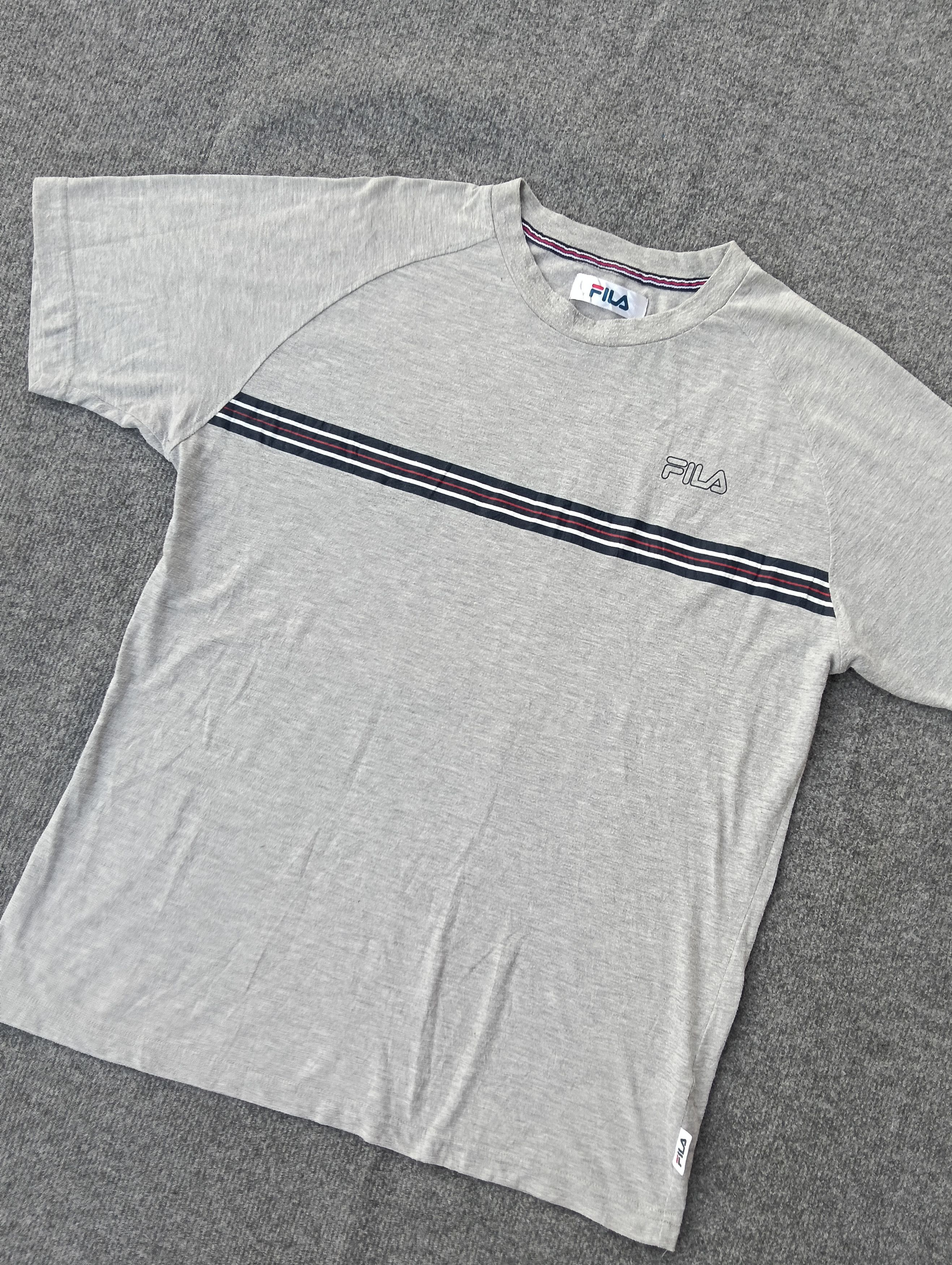 Fila Vintage Fila Tshirt. Size US L / EU 52-54 / 3 - 1 Thumbnail