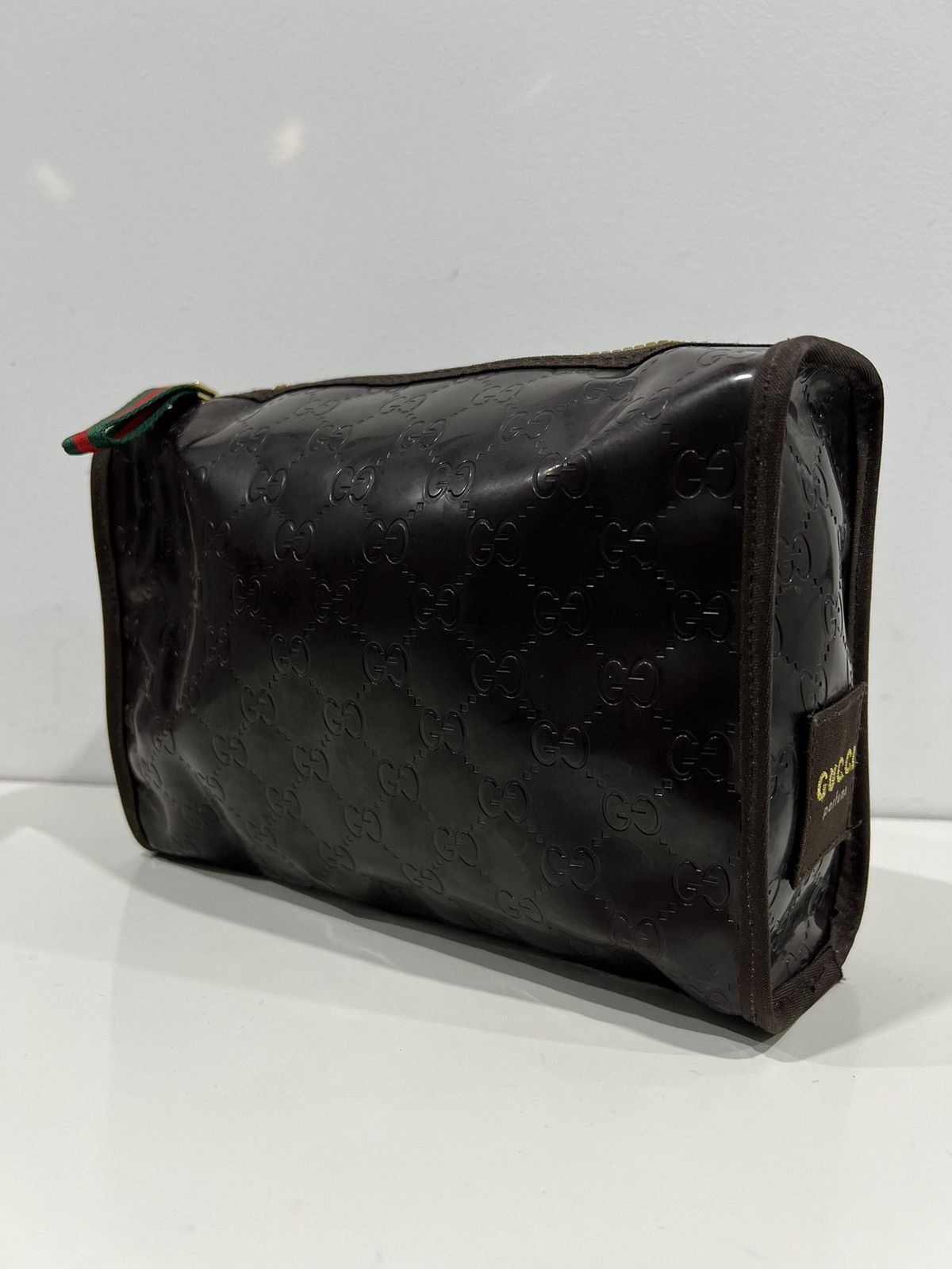 Gucci AUTHENTIC GUCCI BEAUTY COSMETIC BAG Grailed