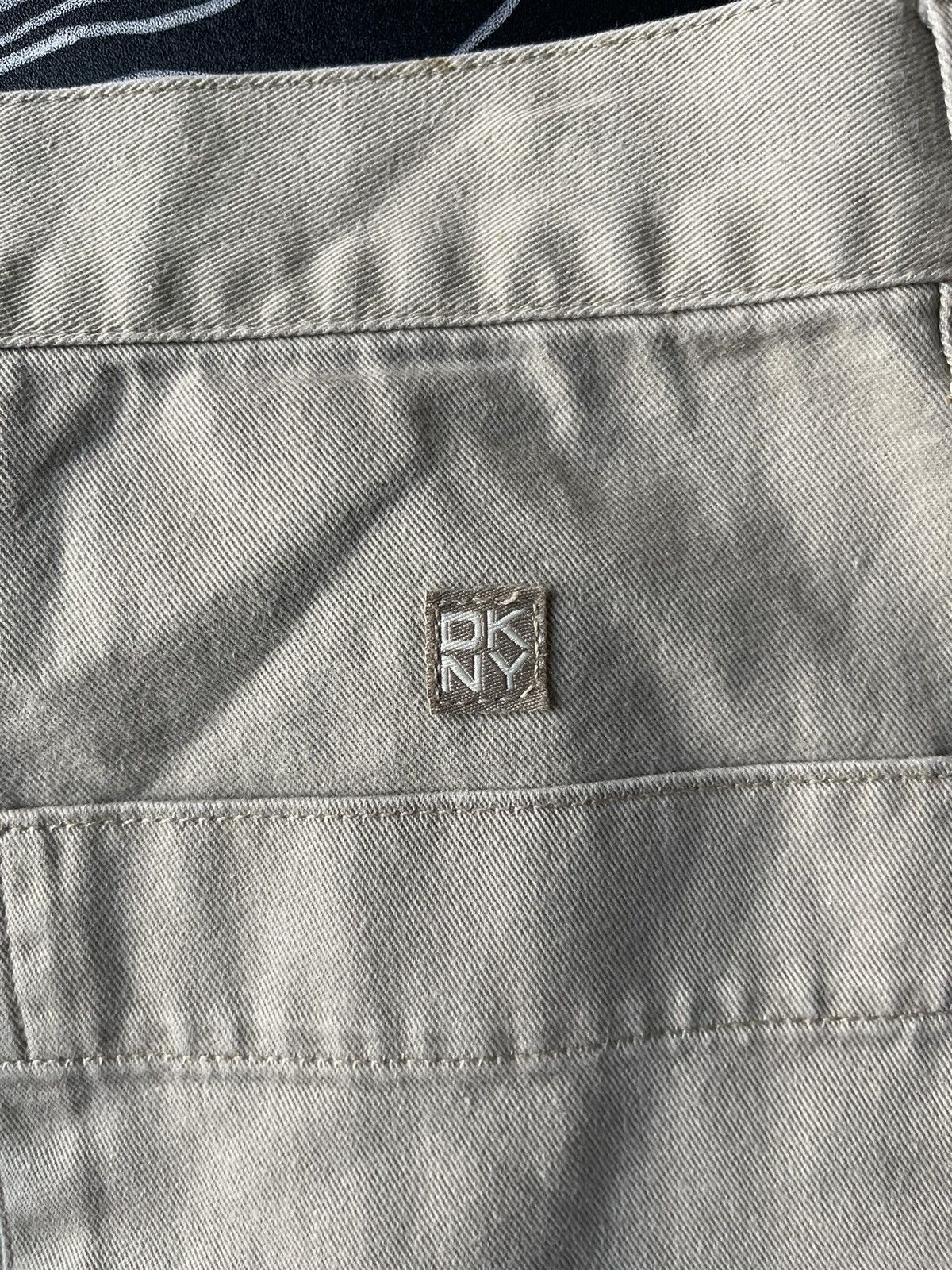 DKNY Vintage Y2K DKNY multi pocket cargo pants Size US 34 / EU 50 - 3 Thumbnail
