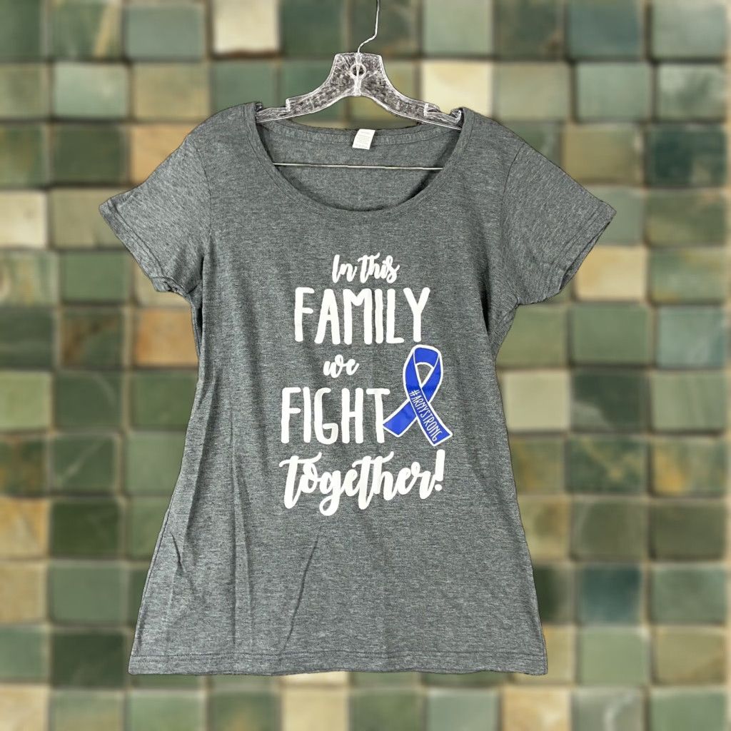 Tultex Tultex Army Style In This Family We Fight Together Women’s L Gray Graphic Tshirt Size L / US 10 / IT 46 - 1 Thumbnail