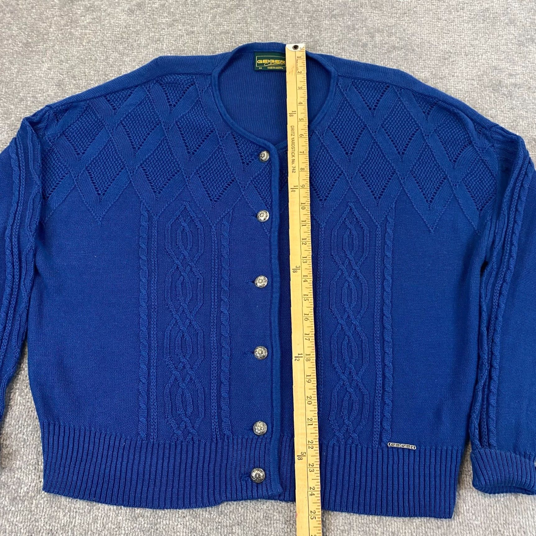 Vintage VINTAGE Geiger Women's Sweater Crewneck 44 Blue Knit Button Up Long Sleeve Austria Fall Winter Size M / US 6-8 / IT 42-44 - 5 Thumbnail