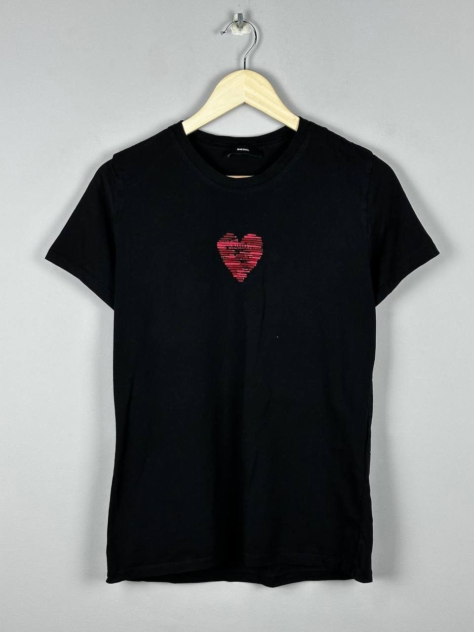 Diesel Diesel Heart Logo Avant Garde T-shirt Size L / US 10 / IT 46 - 2 Thumbnail