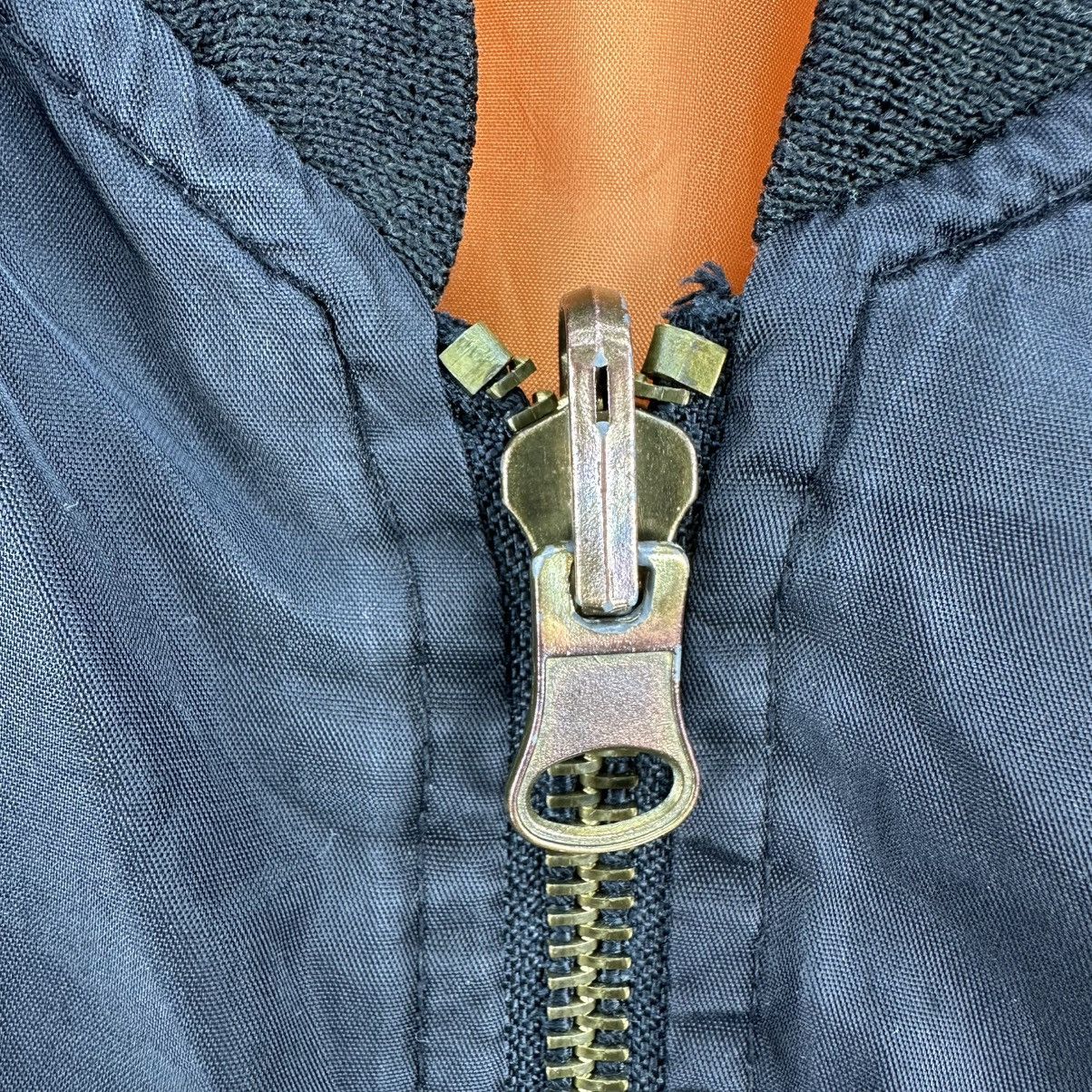 Japanese Brand Vibtage 90's Bomber Jacket Reversible Thrashed Distressed Size US M / EU 48-50 / 2 - 17 Thumbnail