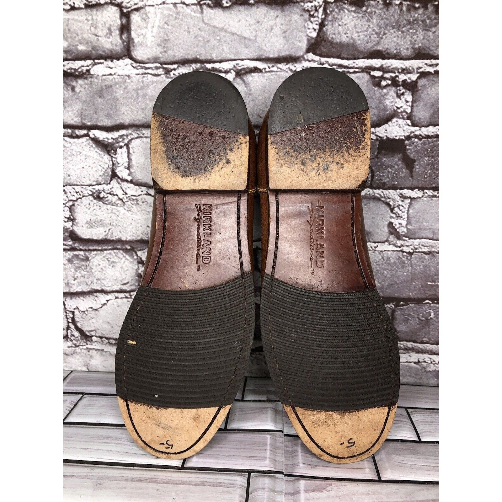 Kirkland Signature Kirkland Signature Brown Leather Penny Loafers Moc Toe Slip Size US 10 / EU 43 - 16 Thumbnail