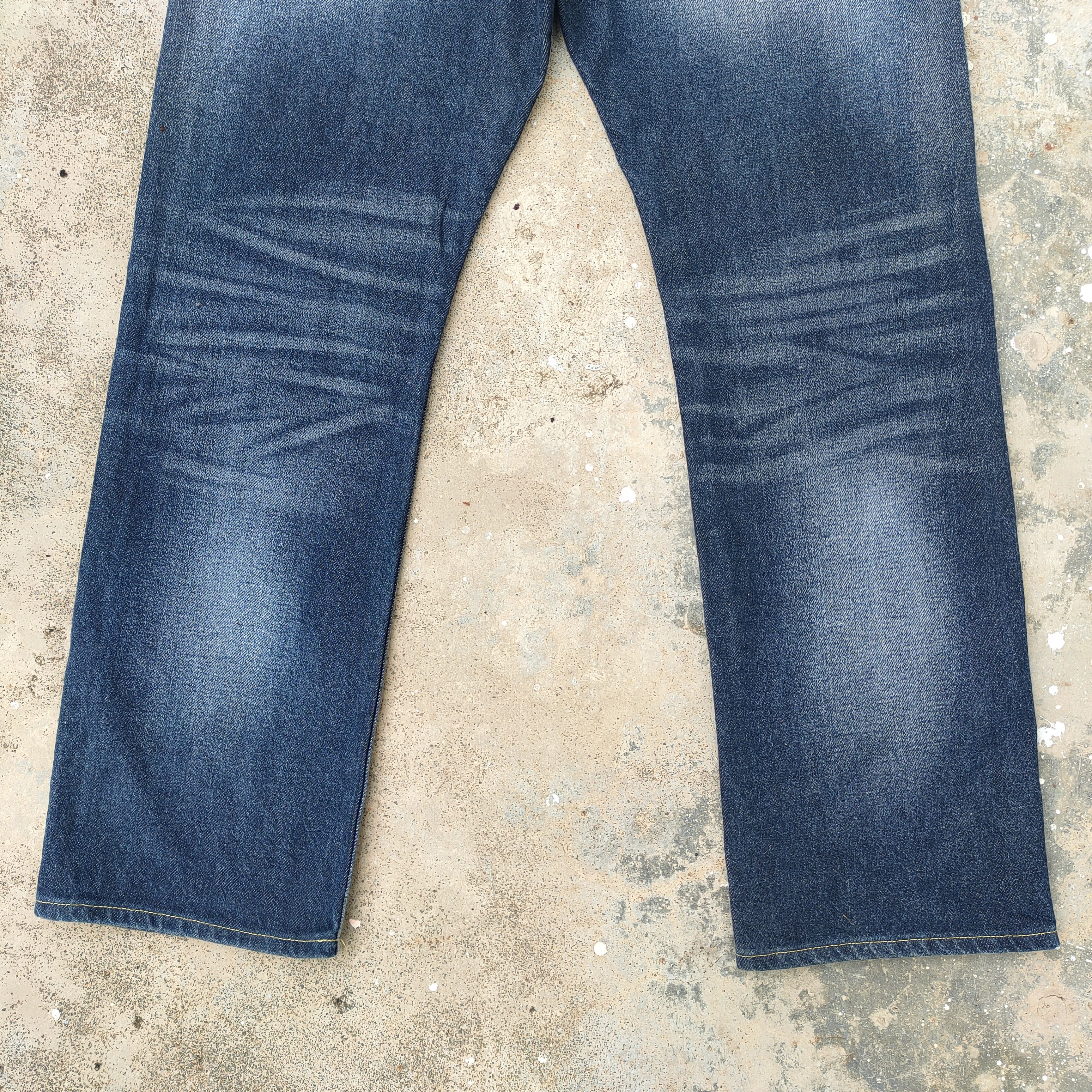 GU VINTAGE GU FADED RIPPED JEANS DENIM PANTS Size US 31 - 11 Thumbnail