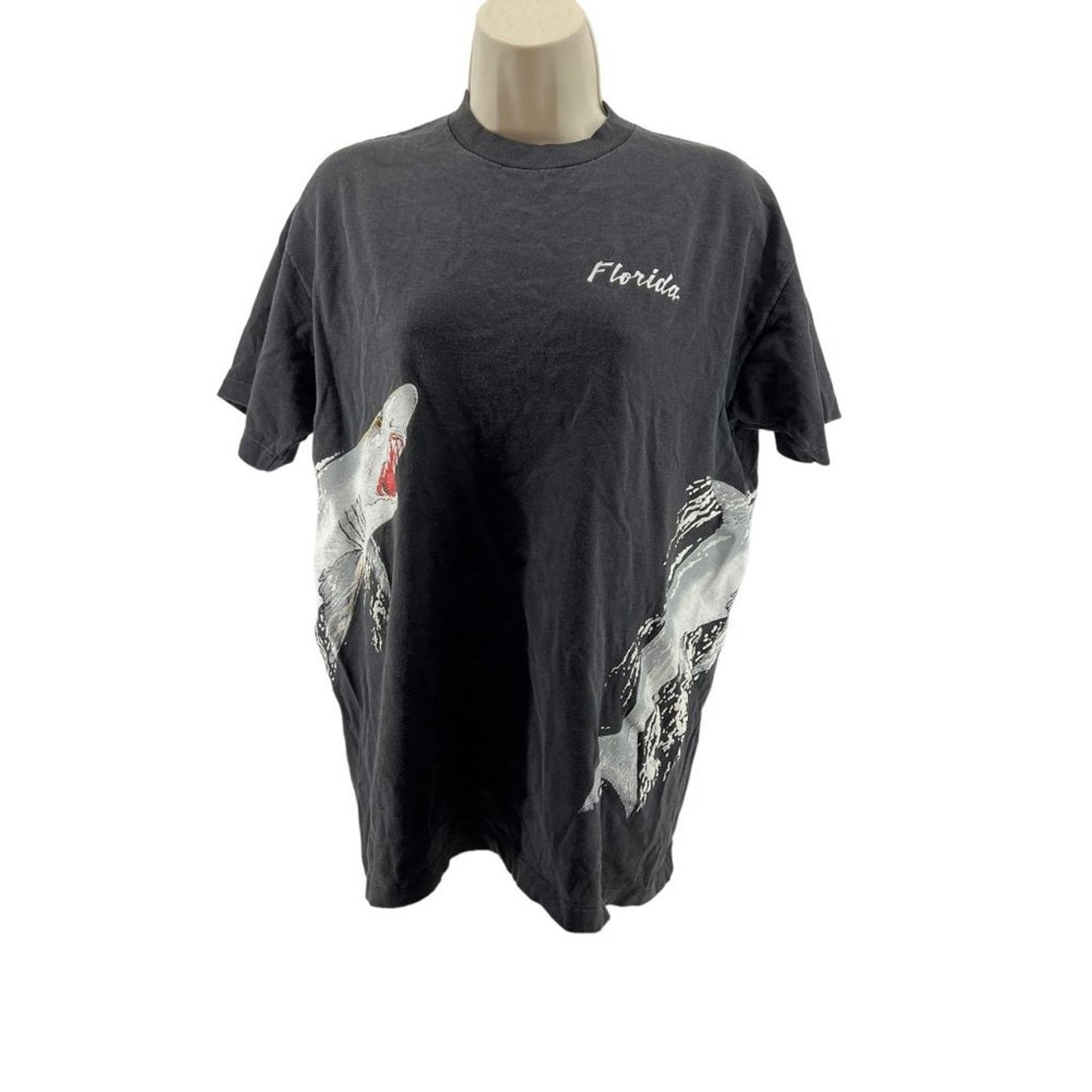 Vintage Vintage MSP Gold Leaping Great White Shark Shirt Florida L Size US L / EU 52-54 / 3 - 1 Thumbnail