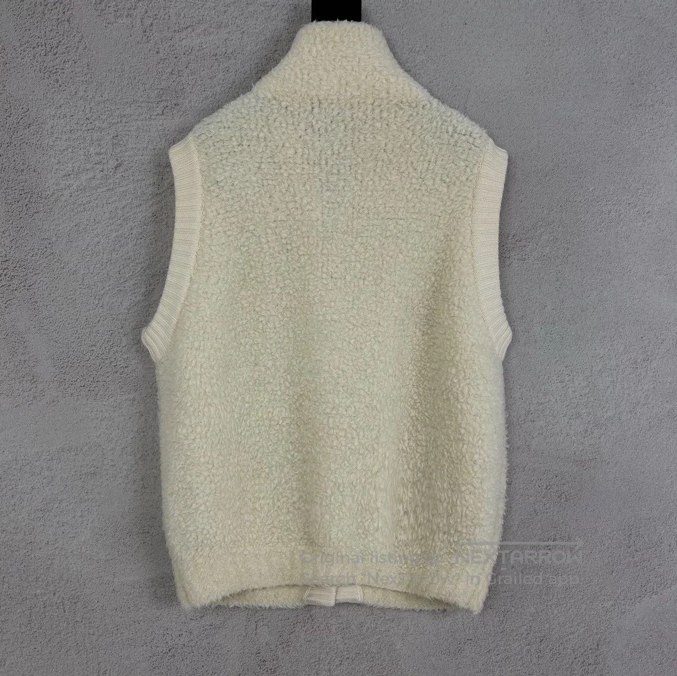 Dior Dior size38 Vest with a collar, small bee embroidery, lamb Size M / US 6-8 / IT 42-44 - 2 Thumbnail