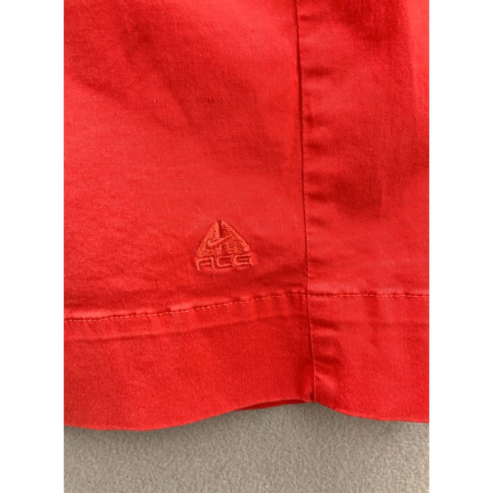 Nike ACG VINTAGE Nike ACG Belted Shorts Womens 12 Red Loose Fit Shirt Womens L Red 90s Belted Athletic Belted Shoes? Size 36" / US 14 / IT 50 - 2 Thumbnail
