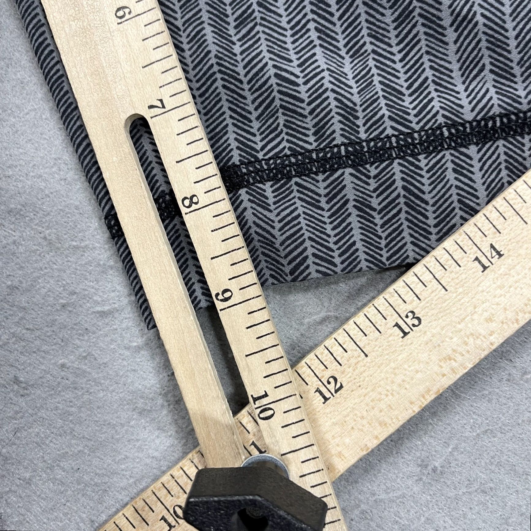 Lululemon Lululemon Shorts Mens S Gray Herringbone Pace Breaker Lined 9 Inch Gym Size US 29 - 8 Thumbnail