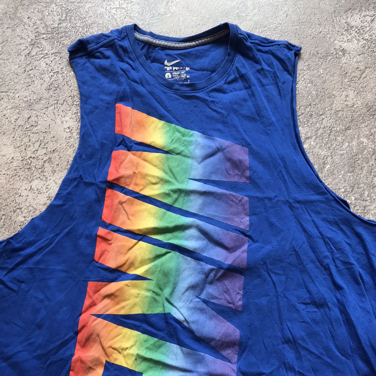 Vintage Vintage 90s Nike Graphic Tank Top Rave Streetwear Blue L Size US L / EU 52-54 / 3 - 3 Thumbnail