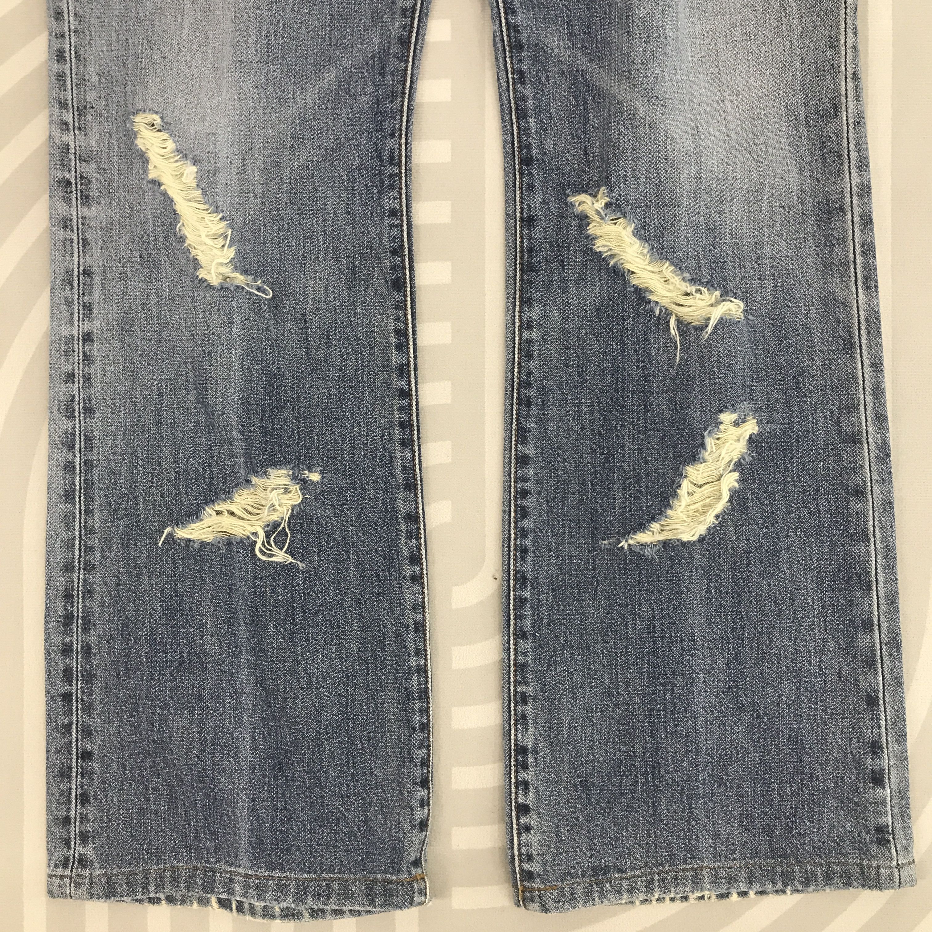 Vintage × Wrangler Flare Wrangler Distressed denim Bootcut design jeans pants Size US 31 - 3 Thumbnail