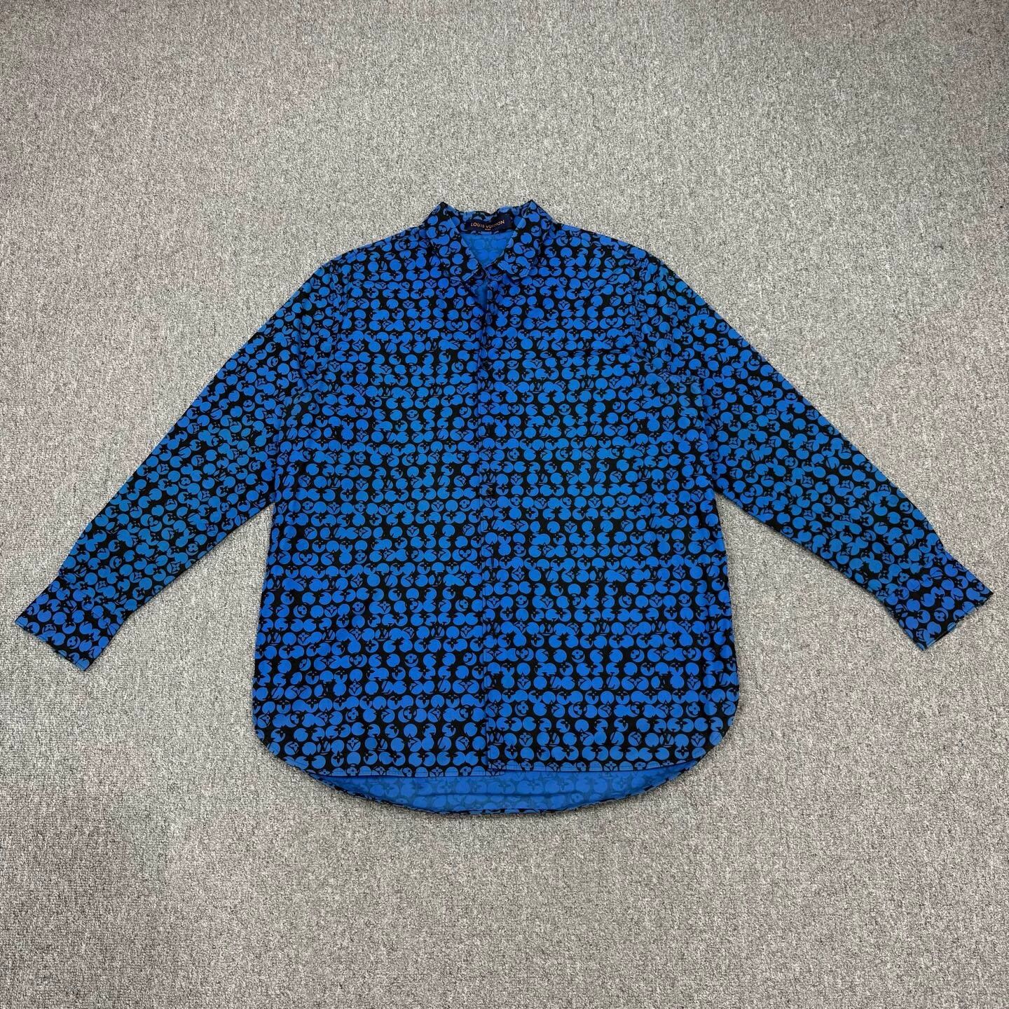 Louis Vuitton LV blue all over polka dots long sleeve shirt L 95 new Size US L / EU 52-54 / 3 - 1 Thumbnail
