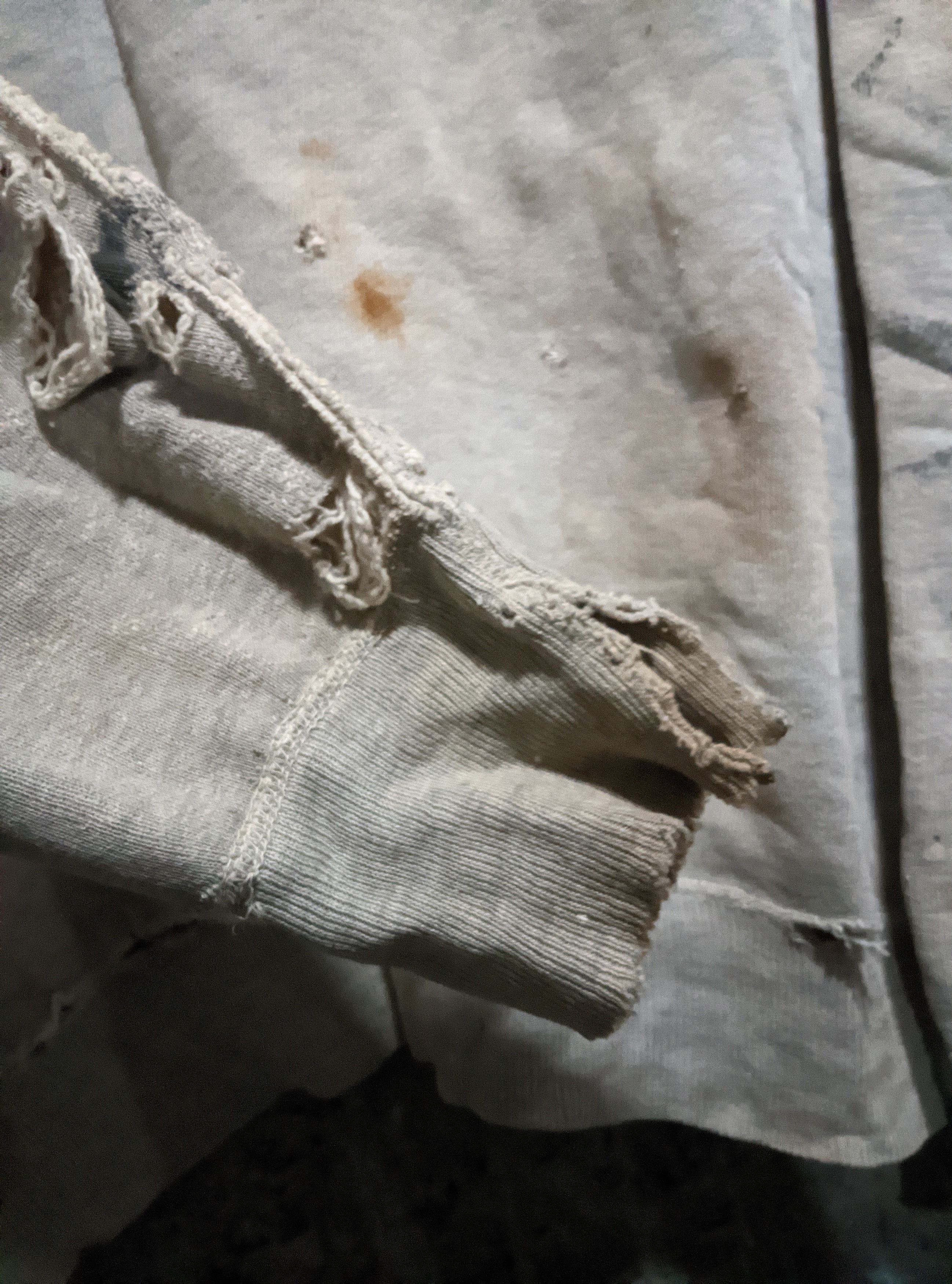 Vintage Vintage 40s destroyed single v sweatshirt afterhood Size US L / EU 52-54 / 3 - 20 Thumbnail