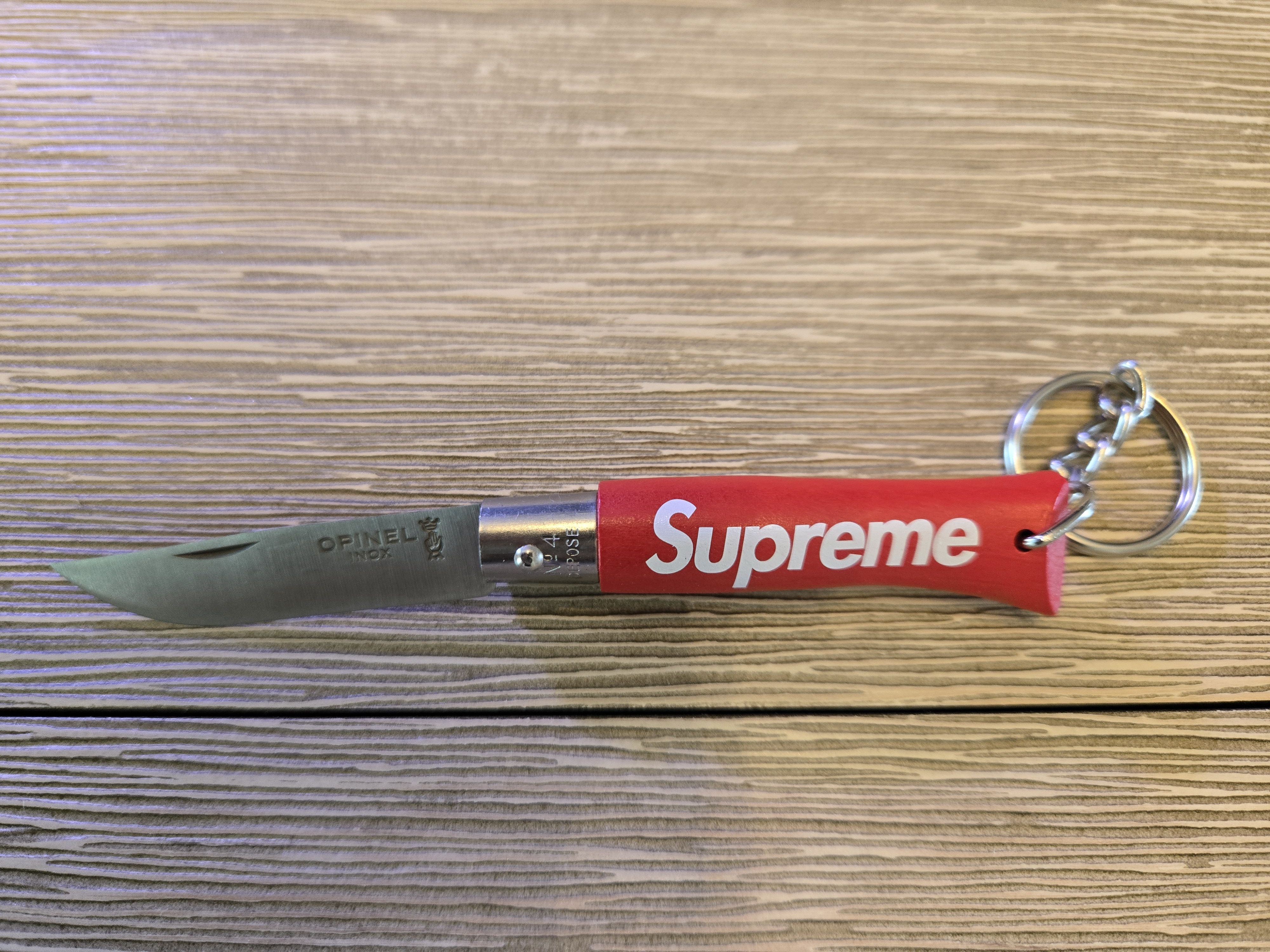 Supreme × Tiffany & Co. Tiffany & Co. x Supreme Heart Knife Key