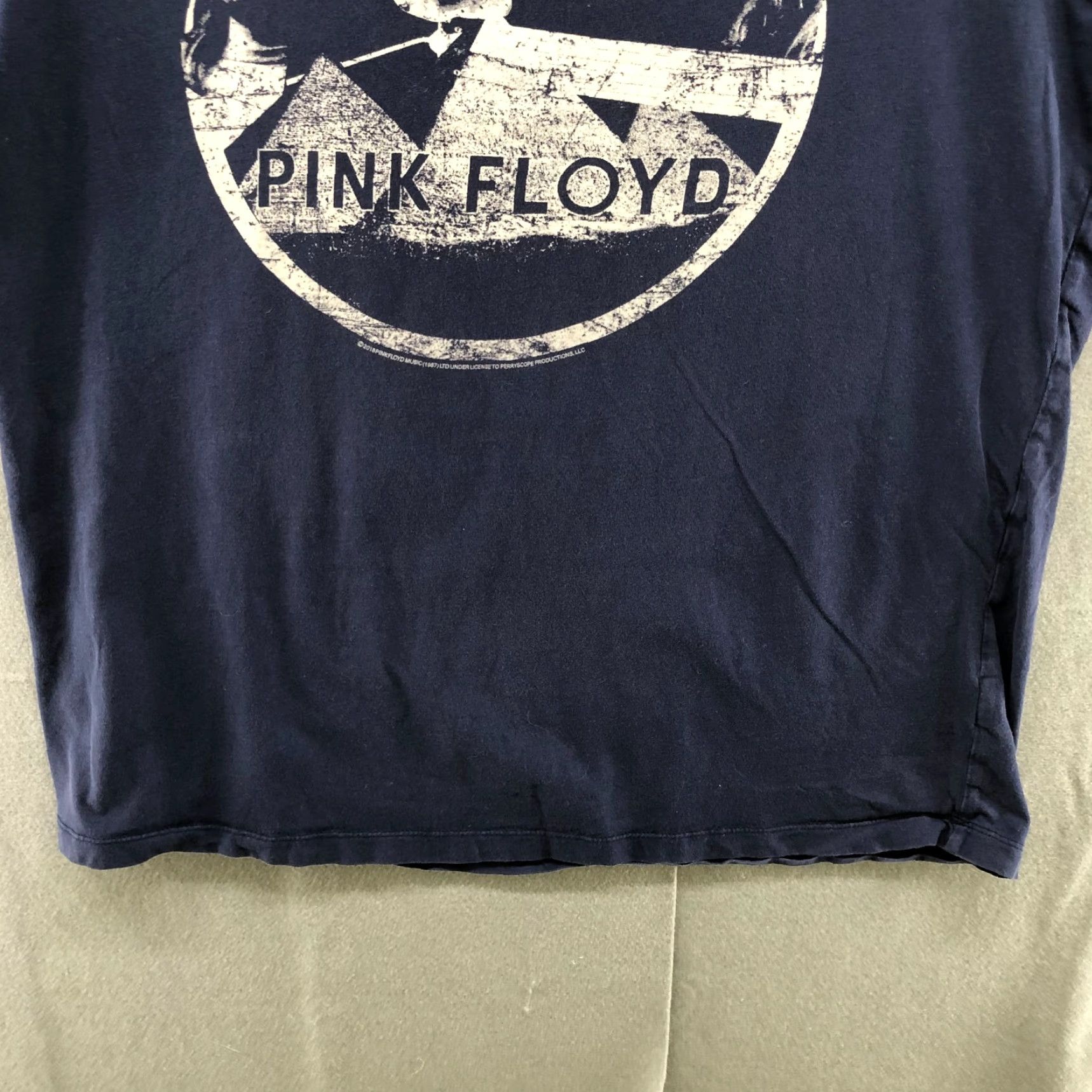 Vintage VINTAGE Chasor Pink Floyd T-Shirt Shirt XL Blue Short Sleeve Unisex Mens Womens Crewneck 90s Concert Band Graphic Cotton Size XL Men's Women’s Size XL / US 12-14 / IT 48-50 - 4 Thumbnail