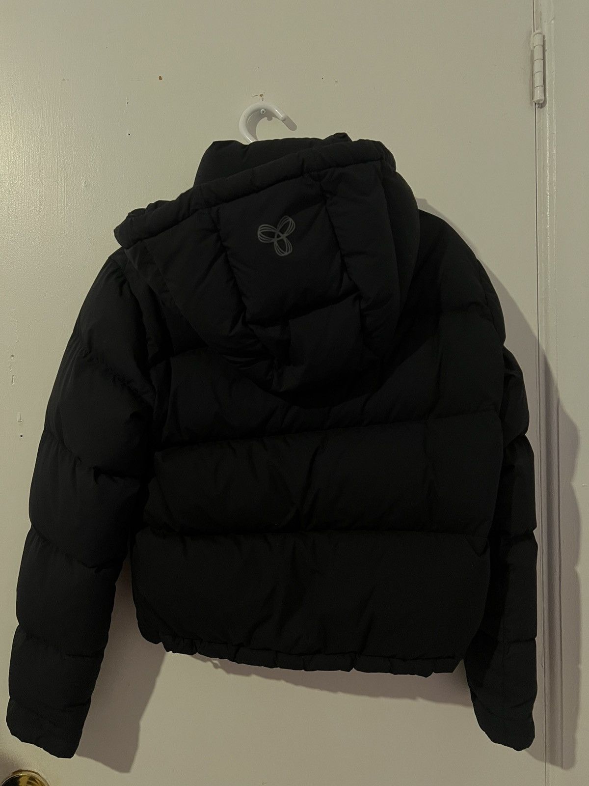 Aritzia Aritzia Super Puff Black Size XS / US 0-2 / IT 36-38 - 3 Thumbnail
