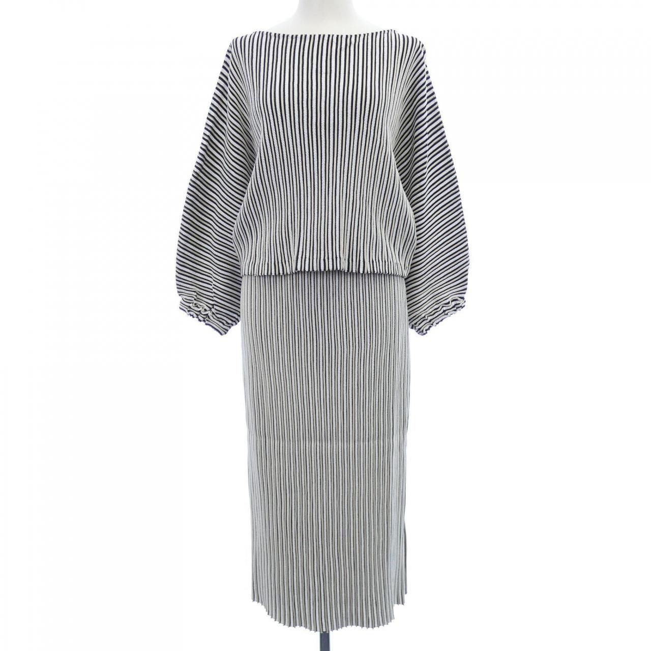 Other Other Marilyn Moon Setup Textile Suits DUTY FREE for USA Size ONE SIZE - 1 Thumbnail