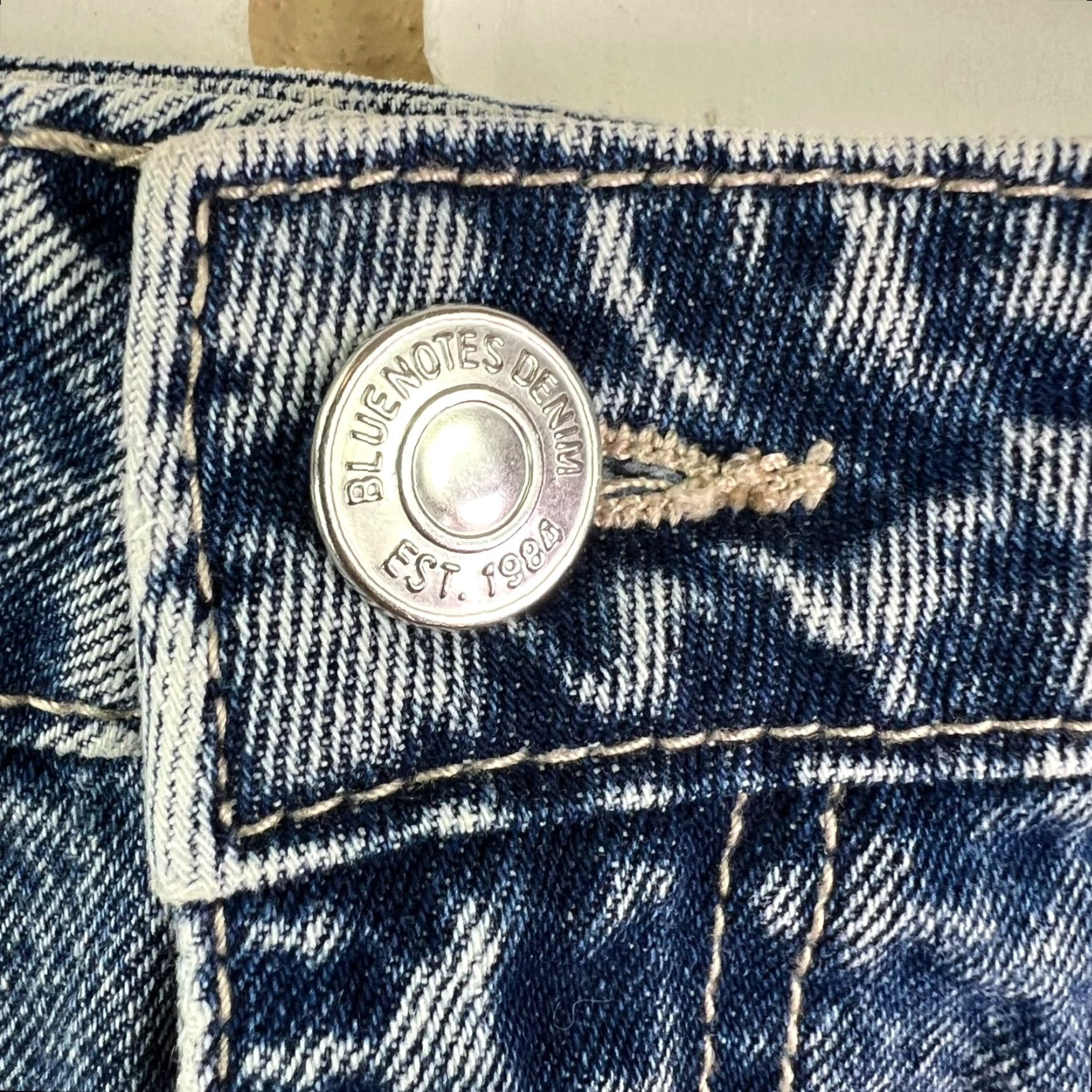 Denime Bluenotes Denim Mini Skirt - Embroidered Applique, Blue Cotton Denim, Button Closure, Mid Rise, Pockets - Women M Size 32" / US 10 / IT 46 - 4 Thumbnail