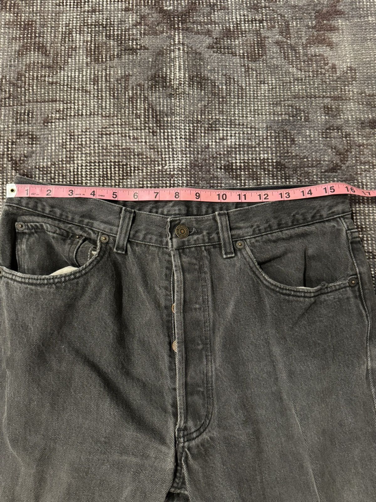 Levi's Vintage Levi black denim with distressed hem Size US 32 / EU 48 - 6 Thumbnail