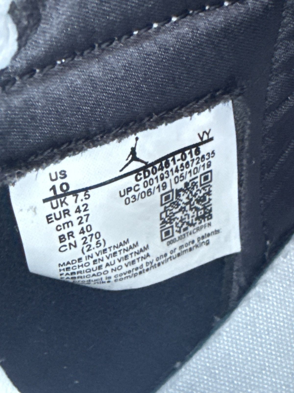 Jordan Brand Satin Black Toe Jordan 1 Size US 8.5 / EU 41-42 - 6 Thumbnail