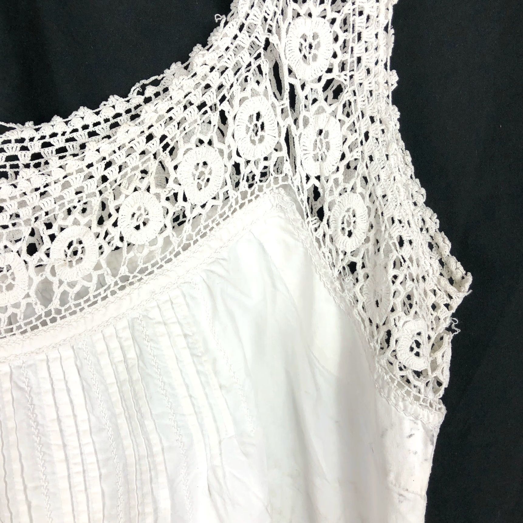 Vintage VINTAGE 1900 French Ladies Lace Nightgown Undergarment Linen Chest 19 inches Ladies Nightgown Womens 1900s Size ONE SIZE - 4 Thumbnail