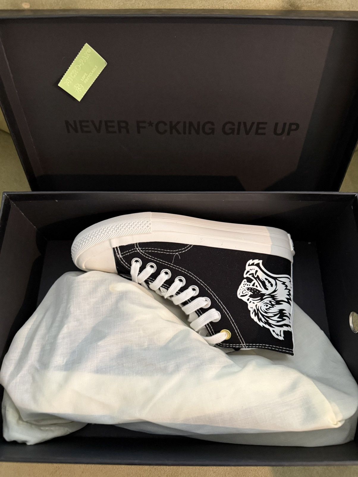 Darc Sport Darc Sport high top 6.5w/4.5m-y, NEW w/ Box & Dust Bag NFGU! Size US 6.5 / IT 36.5 - 7 Thumbnail