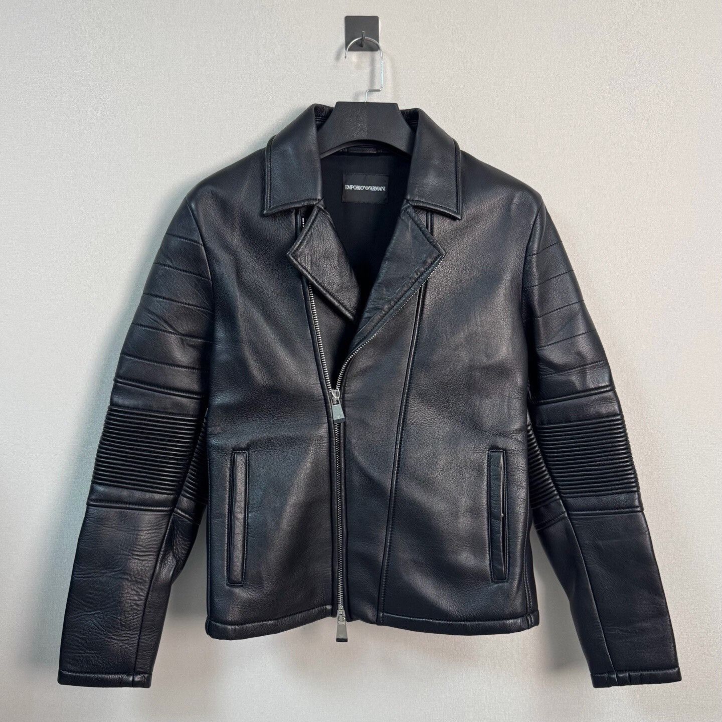 Armani armani black leather biker jacket for men Size US L / EU 52-54 / 3 - 1 Thumbnail