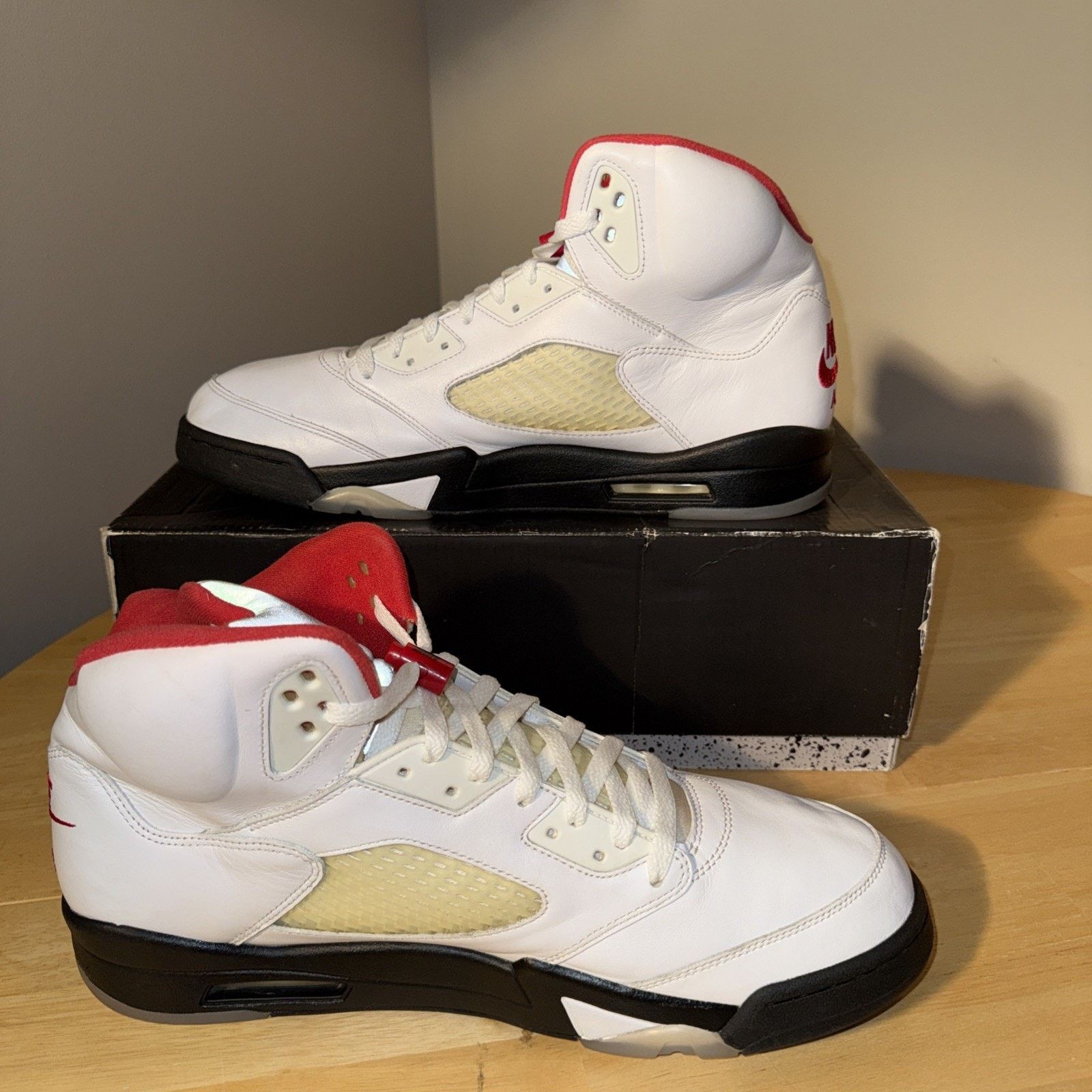 Nike Size 14 - Air Jordan 5 Retro 2013 White Fire Red Size US 14 / EU 47 - 2 Thumbnail