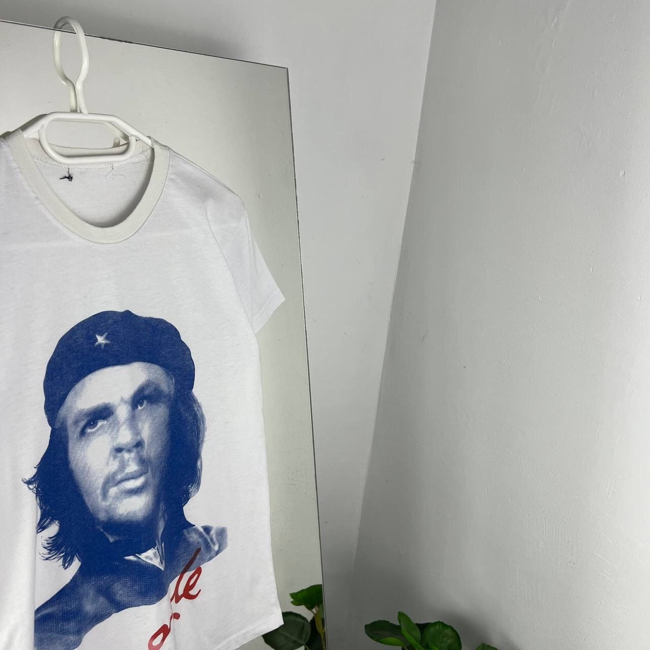 Vintage Vintage Y2k Che Guevara Tee Band Revolution 90s Style Size US S / EU 44-46 / 1 - 2 Thumbnail