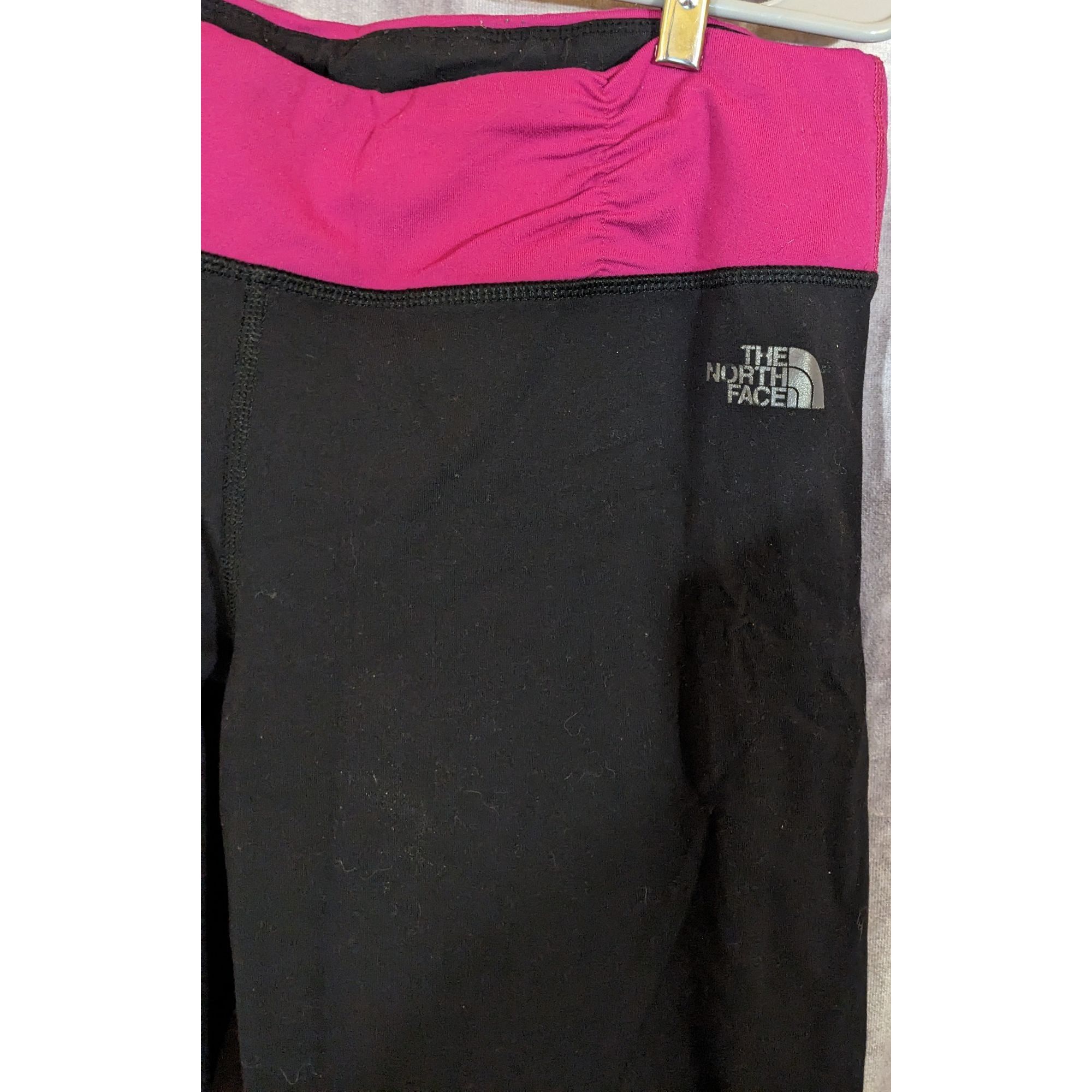 The North Face The North Face Womens Yoga Capri Pants Black & Pink Size Lar Size 32" / US 10 / IT 46 - 2 Thumbnail