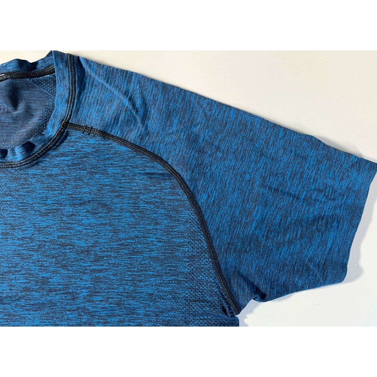 Lululemon VINTAGE Men’s Lululemon Metal Vent Tech T-Shirt Blue M Adult Shirt Mens Size US M / EU 48-50 / 2 - 4 Thumbnail
