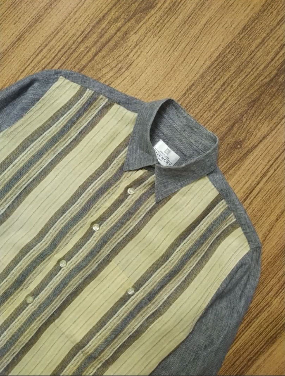Givenchy Vintage Givenchy Shirt Size US S / EU 44-46 / 1 - 3 Thumbnail