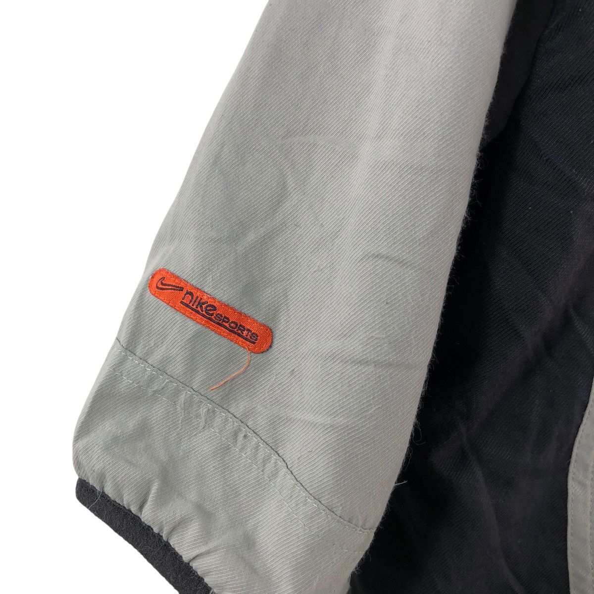 Nike NIKE SPORTS Anorak Pocket Logo Windbreaker Light Jacket Size US S / EU 44-46 / 1 - 7 Thumbnail
