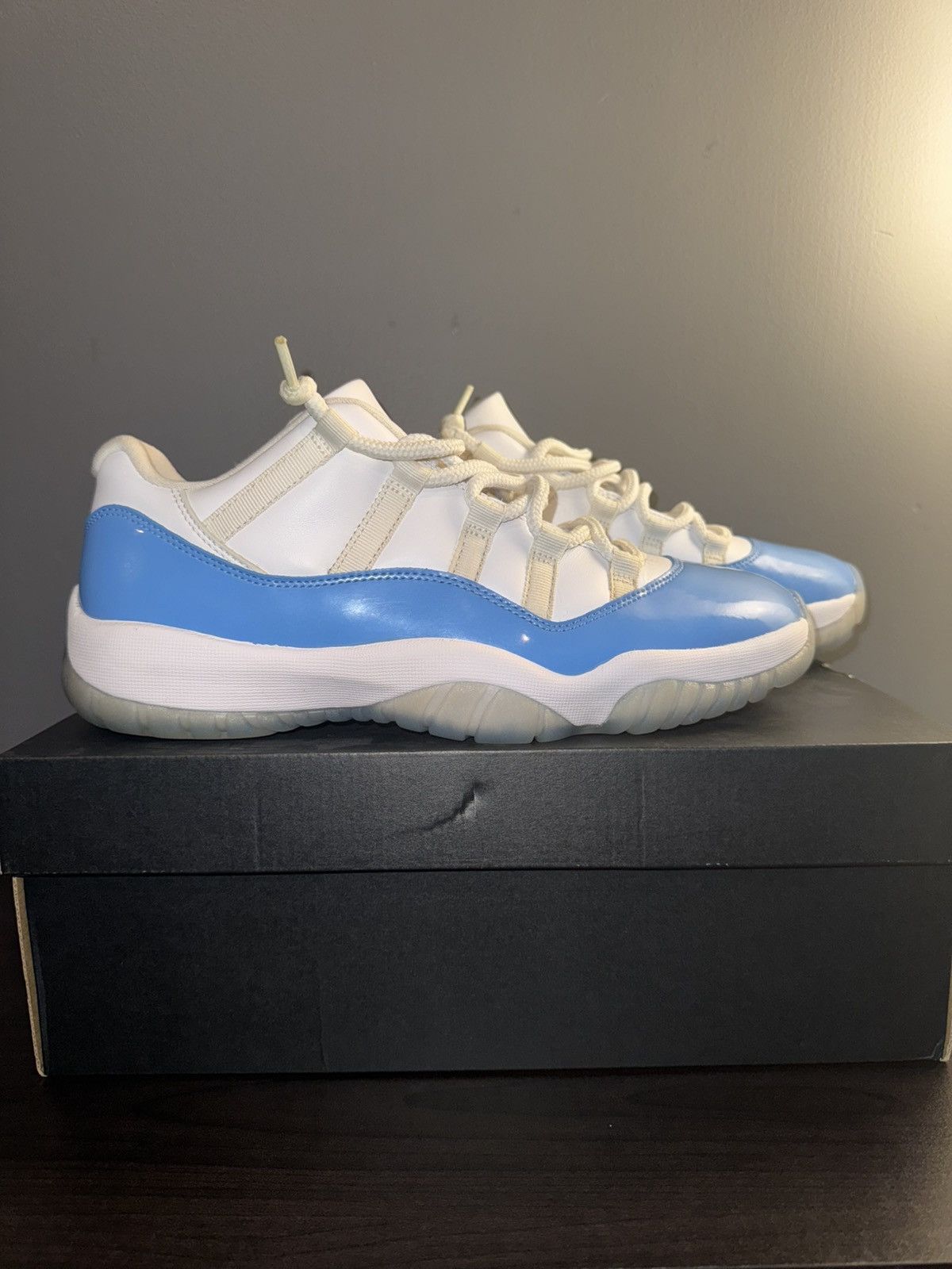 Jordan Brand Jordan 11 Retro Low University Blue Size US 9.5 / EU 42-43 - 1 Thumbnail