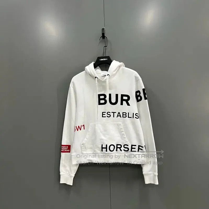 Burberry Burberry Logo White Cropped Hoodie for Women. Size S / US 4 / IT 40 - 1 Thumbnail