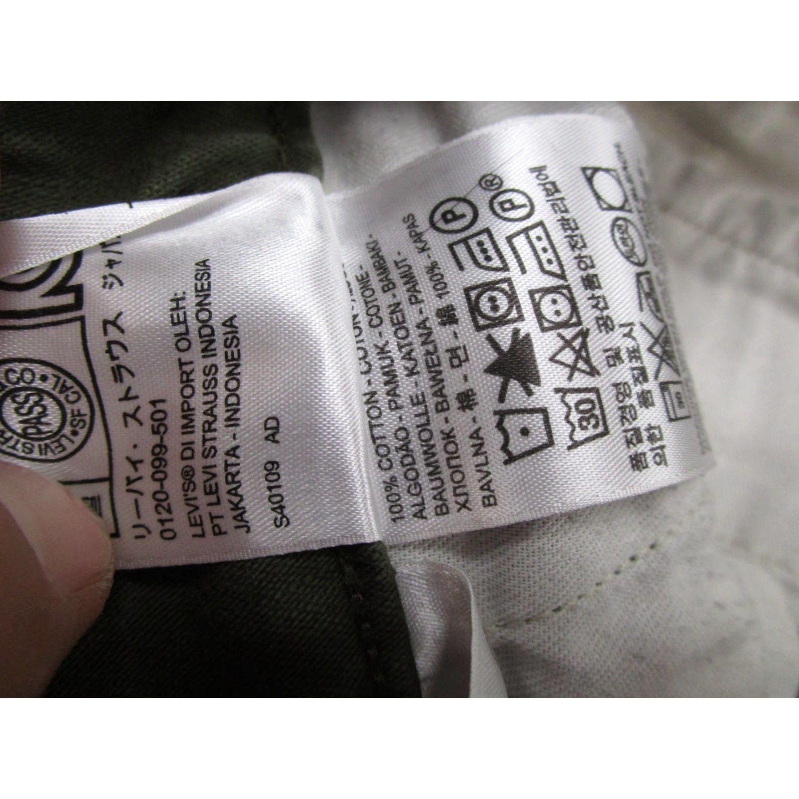 Levi's VTG Levi’s 2 Tone Green Cargo Shorts Levi’s Shorts Men 36 Denim Cotton Cargo Pocket 90s Grunge Vintage Green нэм Size US 36 / EU 52 - 3 Thumbnail