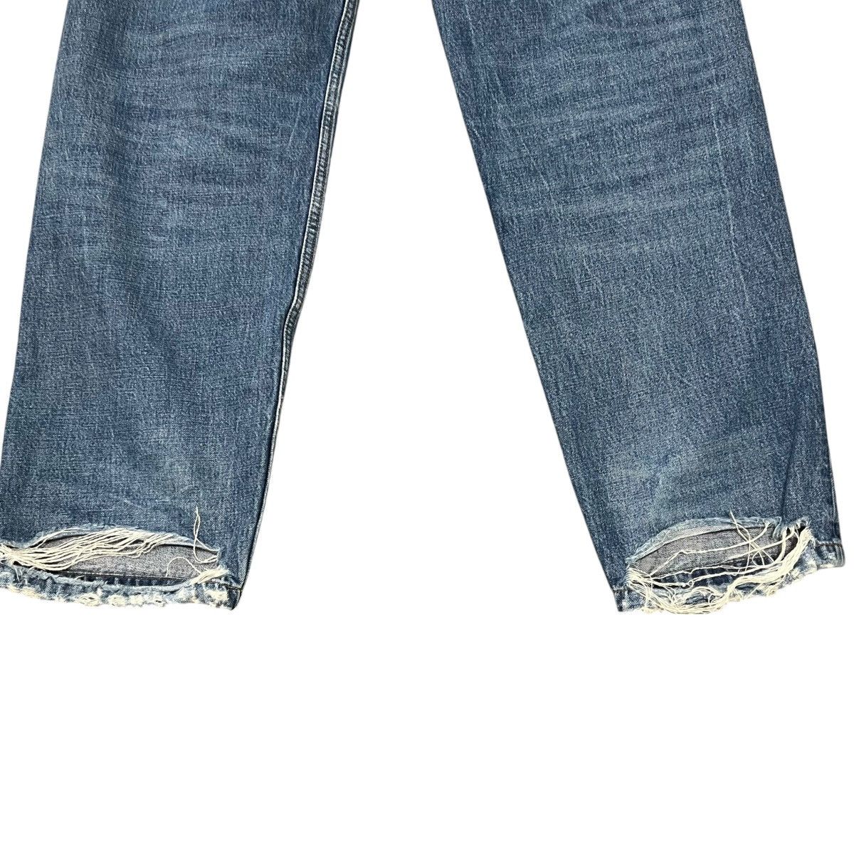 Balenciaga BALENCIAGA 2023SS Distressed Wide Fit Straight Denim Pants Size US 33 - 12 Thumbnail