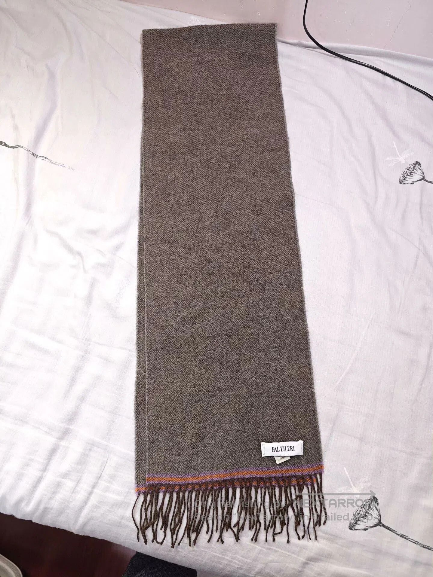 Pal Zileri Pal Zileri Cashmere Scarf from Italy. Size ONE SIZE - 1 Thumbnail