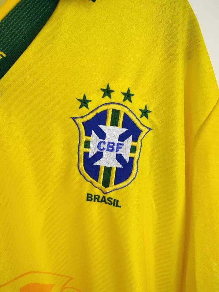 Umbro Vintage Umbro Brazil 1994 World Cup Home FOOTBALL Kit SHIRT Size US XL / EU 56 / 4 - 3 Thumbnail