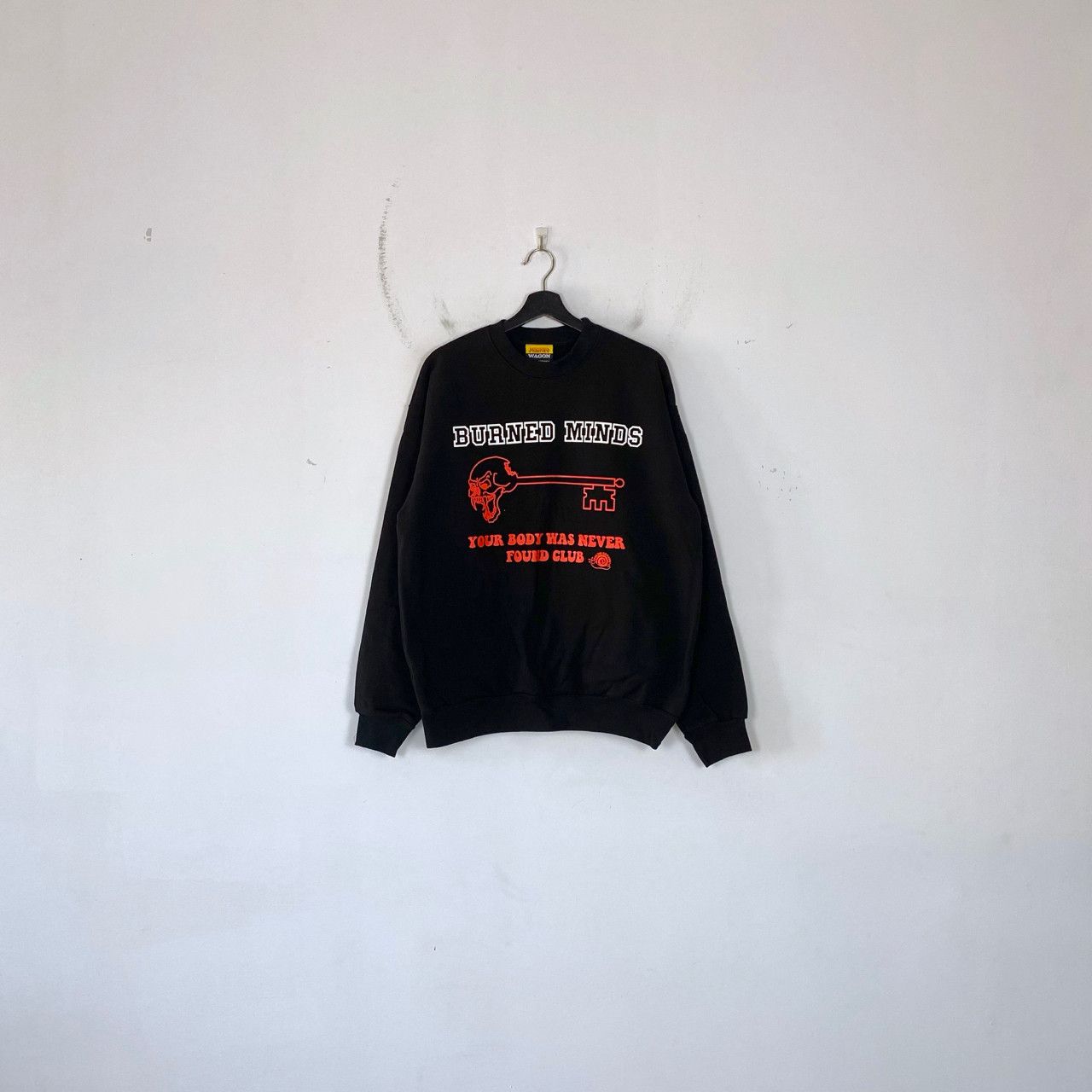 Online Ceramics ONLINE CERAMICS BURNED MINDS CREWNECK Size US XL / EU 56 / 4 - 1 Thumbnail