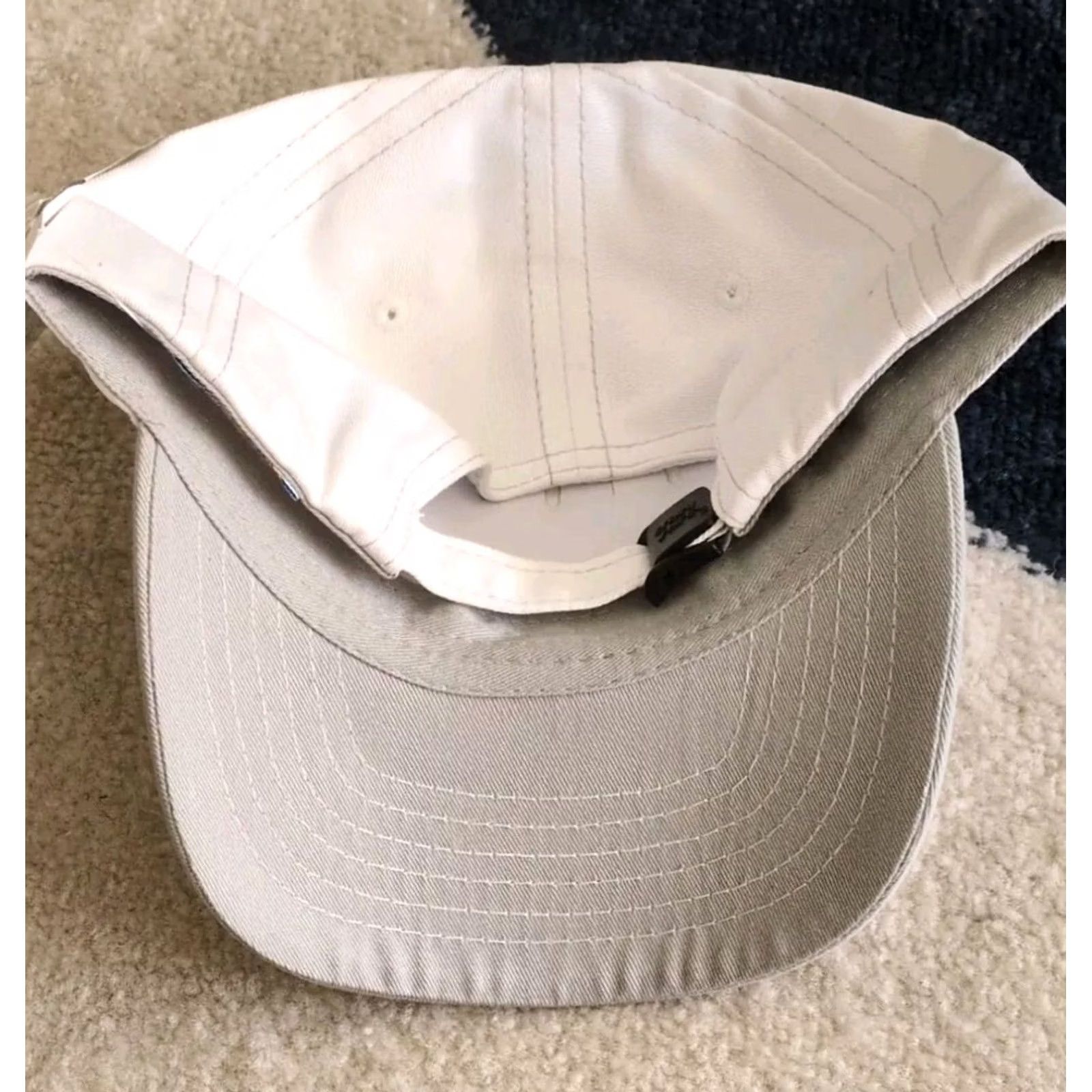 Vintage VINTAGE Crazy Shirts Hat B Kliban Fat Cat Embroidered Hawaii Adjustable OSFM White Cotton Canvas Casual Unisex Adults Baseball Cap Mens Womens Size US M / EU 48-50 / 2 - 4 Thumbnail