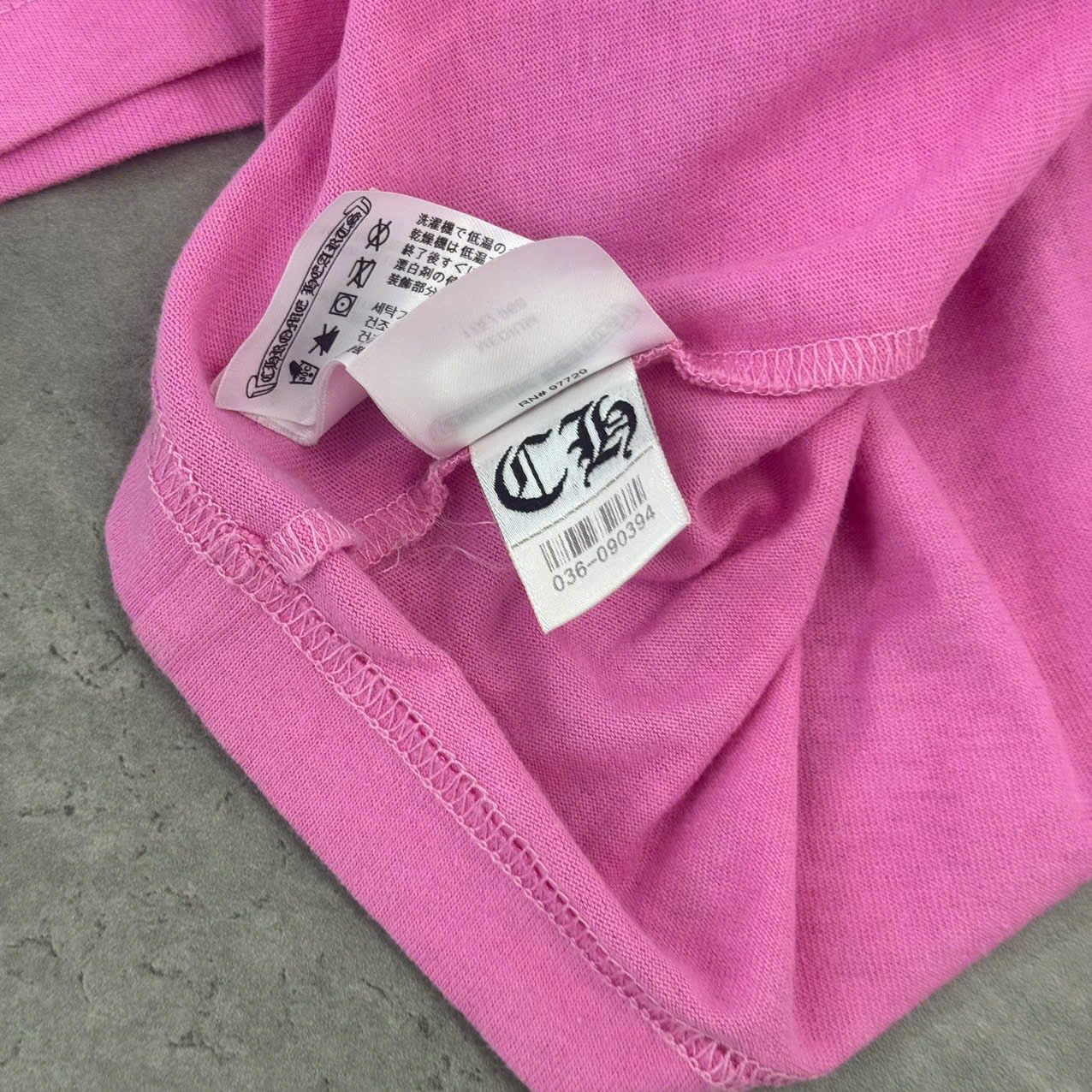 Chrome Hearts CHROME HEARTS Scroll Logo T-Shirt PINK Size US M / EU 48-50 / 2 - 8 Thumbnail
