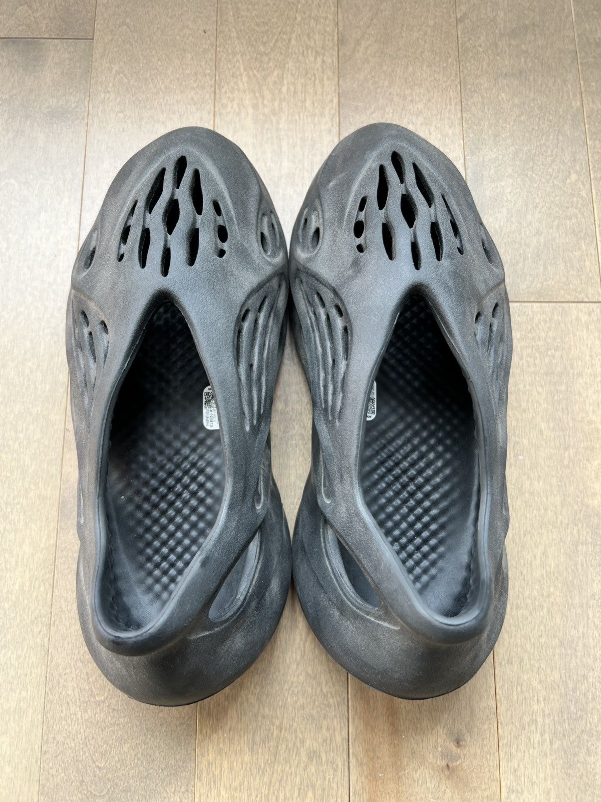 Adidas × Yeezy Yeezy Foam RNR Onyx Size US 10 / EU 43 - 4 Thumbnail