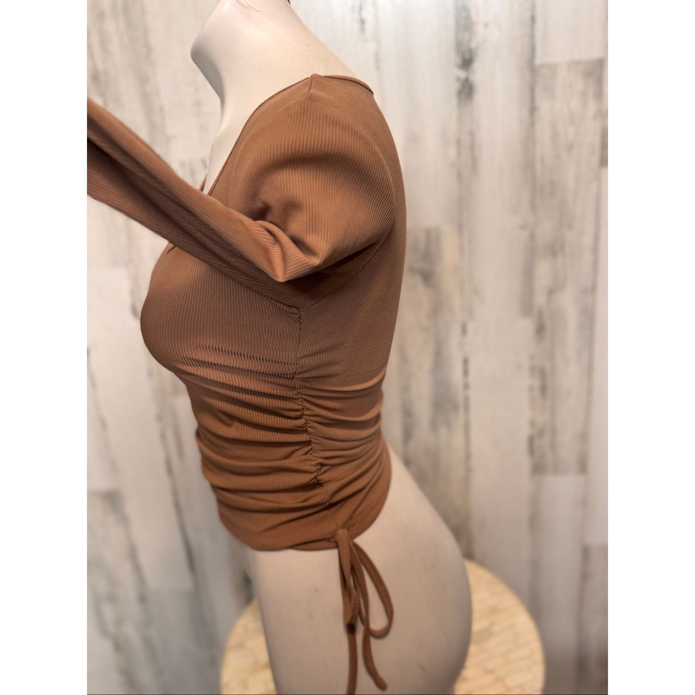 Other Brown Long Sleeve Ruched Side Top – Size M Size M / US 6-8 / IT 42-44 - 6 Thumbnail