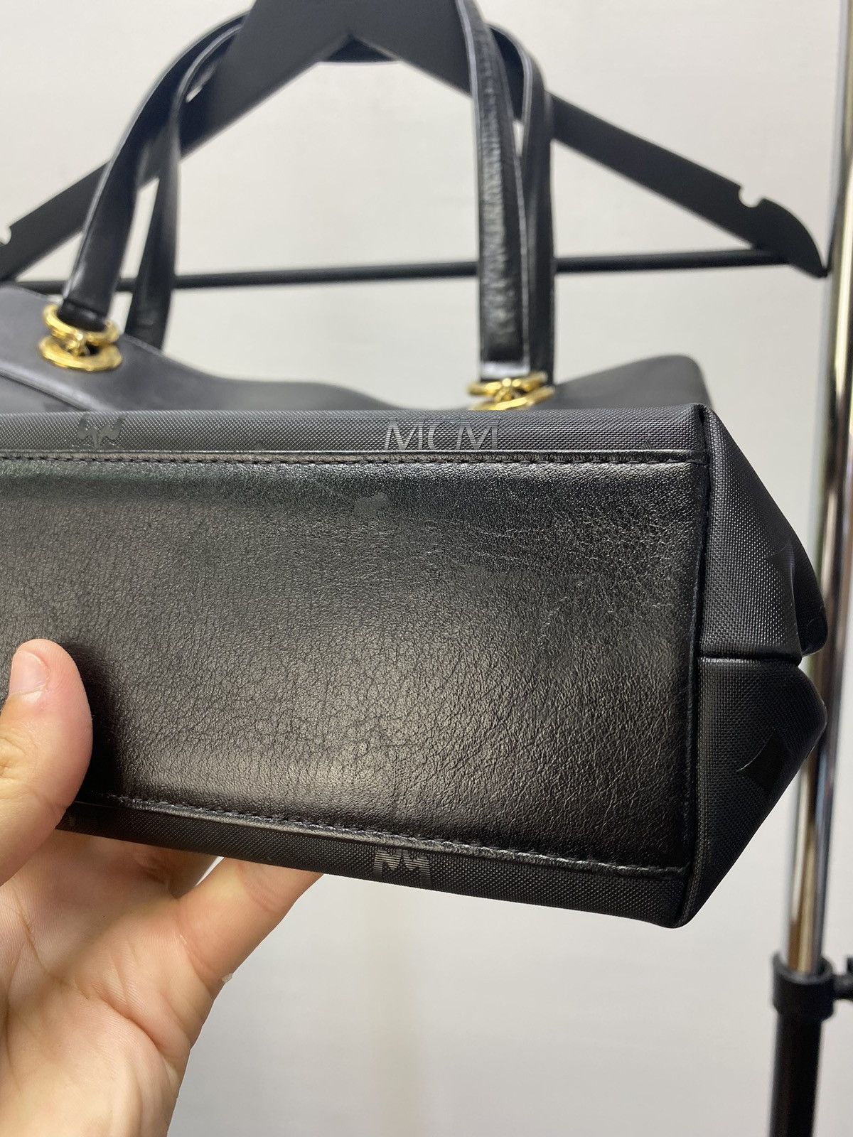 Japanese Brand × MCM MCM Tote Bag Vintage Leather Bag Made in Germany Size ONE SIZE - 10 Thumbnail
