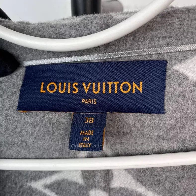 Louis Vuitton Louis Vuitton Light Grey Long Bathrobe Coat with Full Prin Size XS / US 0-2 / IT 36-38 - 9 Thumbnail